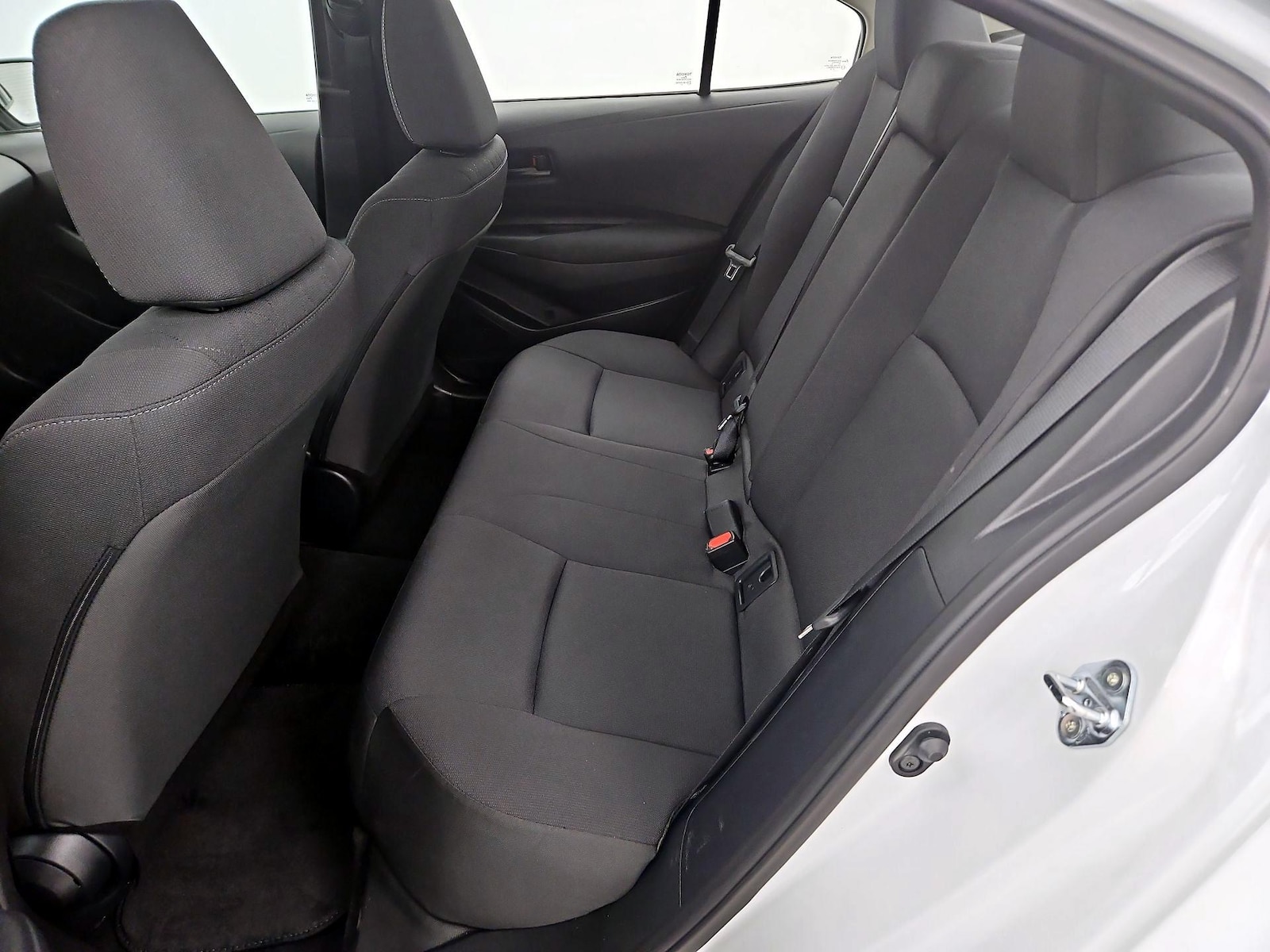 2026 Toyota Corolla LE - Photo 20