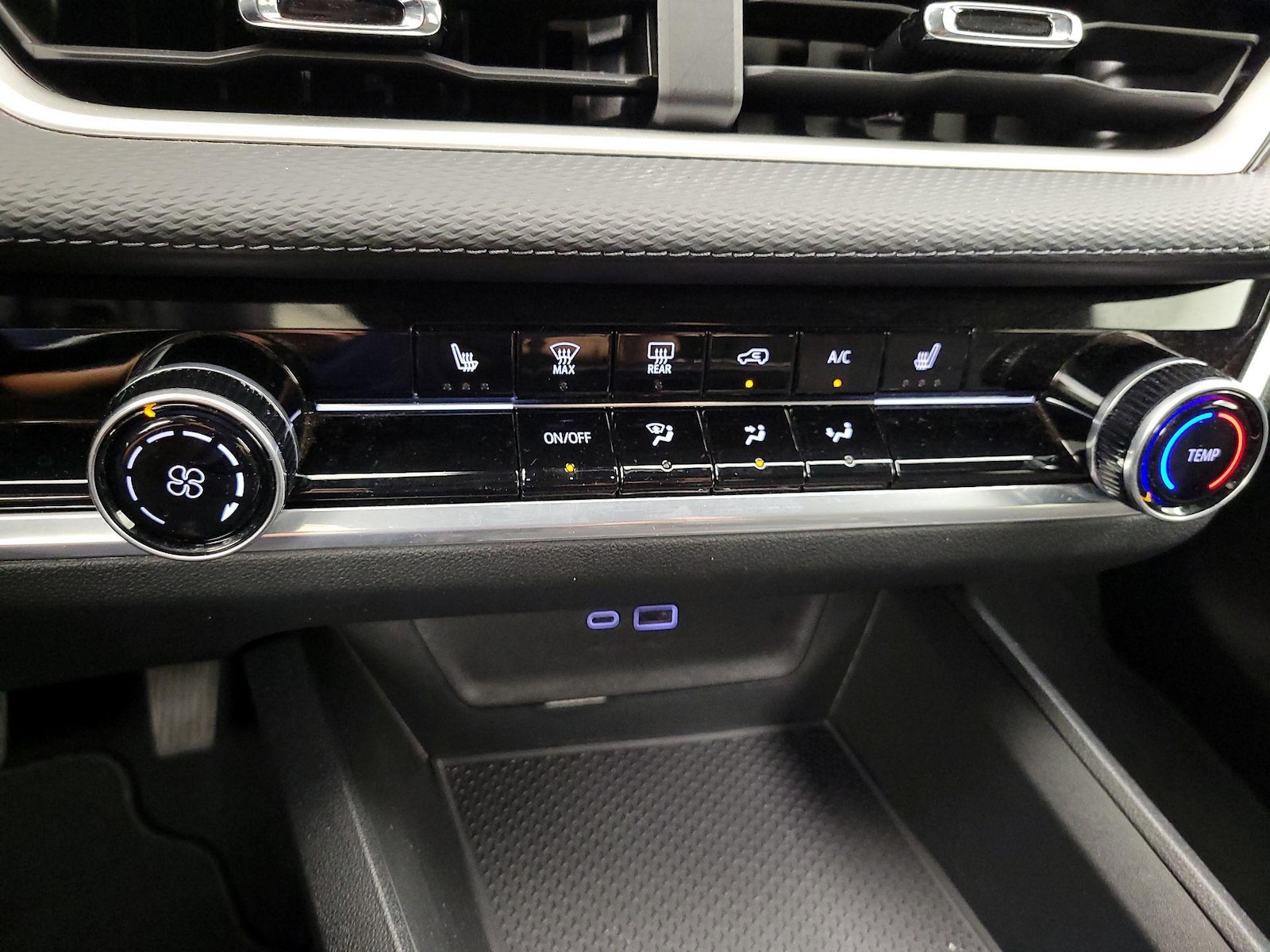 2026 Chevrolet Equinox LT - Photo 17