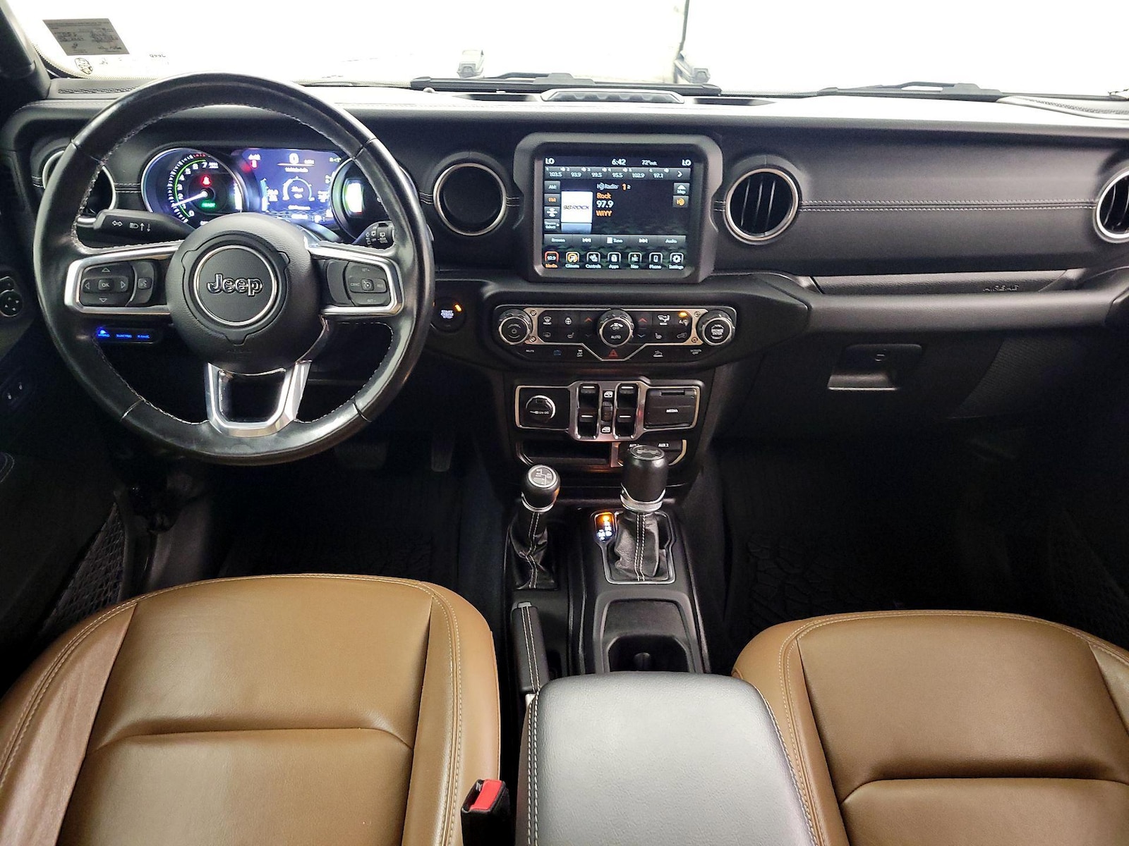 2022 Jeep Wrangler Unlimited Sahara 4XE - Photo 10