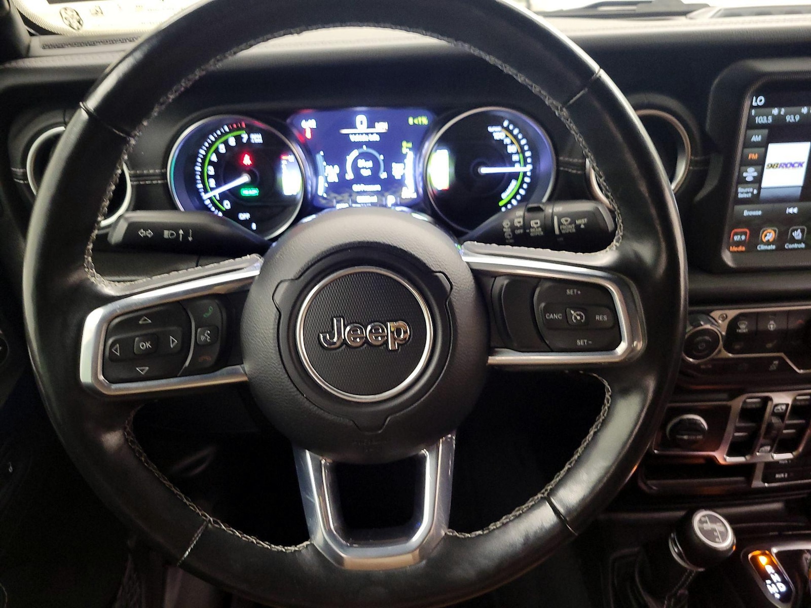 2022 Jeep Wrangler Unlimited Sahara 4XE - Photo 11
