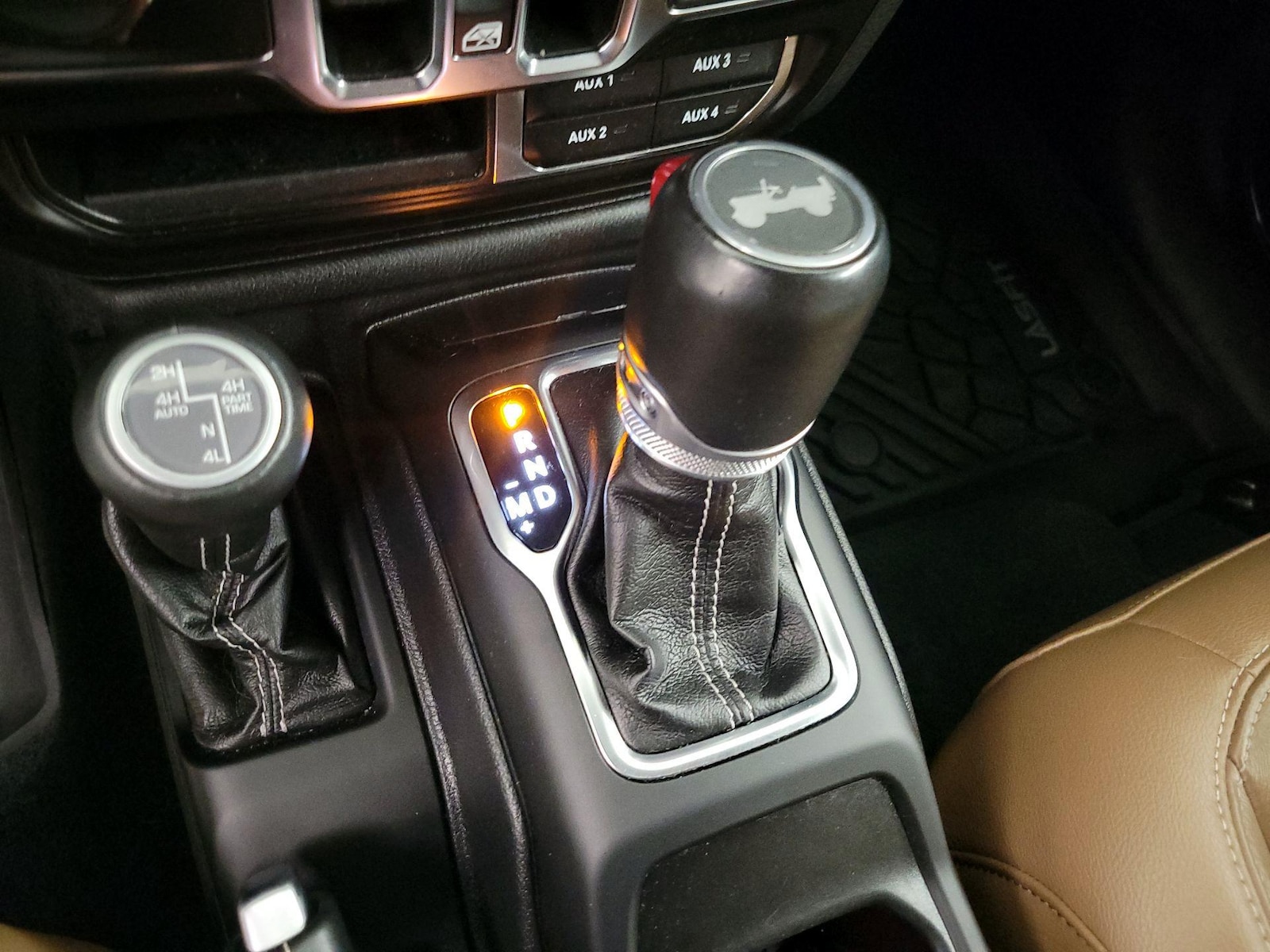 2022 Jeep Wrangler Unlimited Sahara 4XE - Photo 18