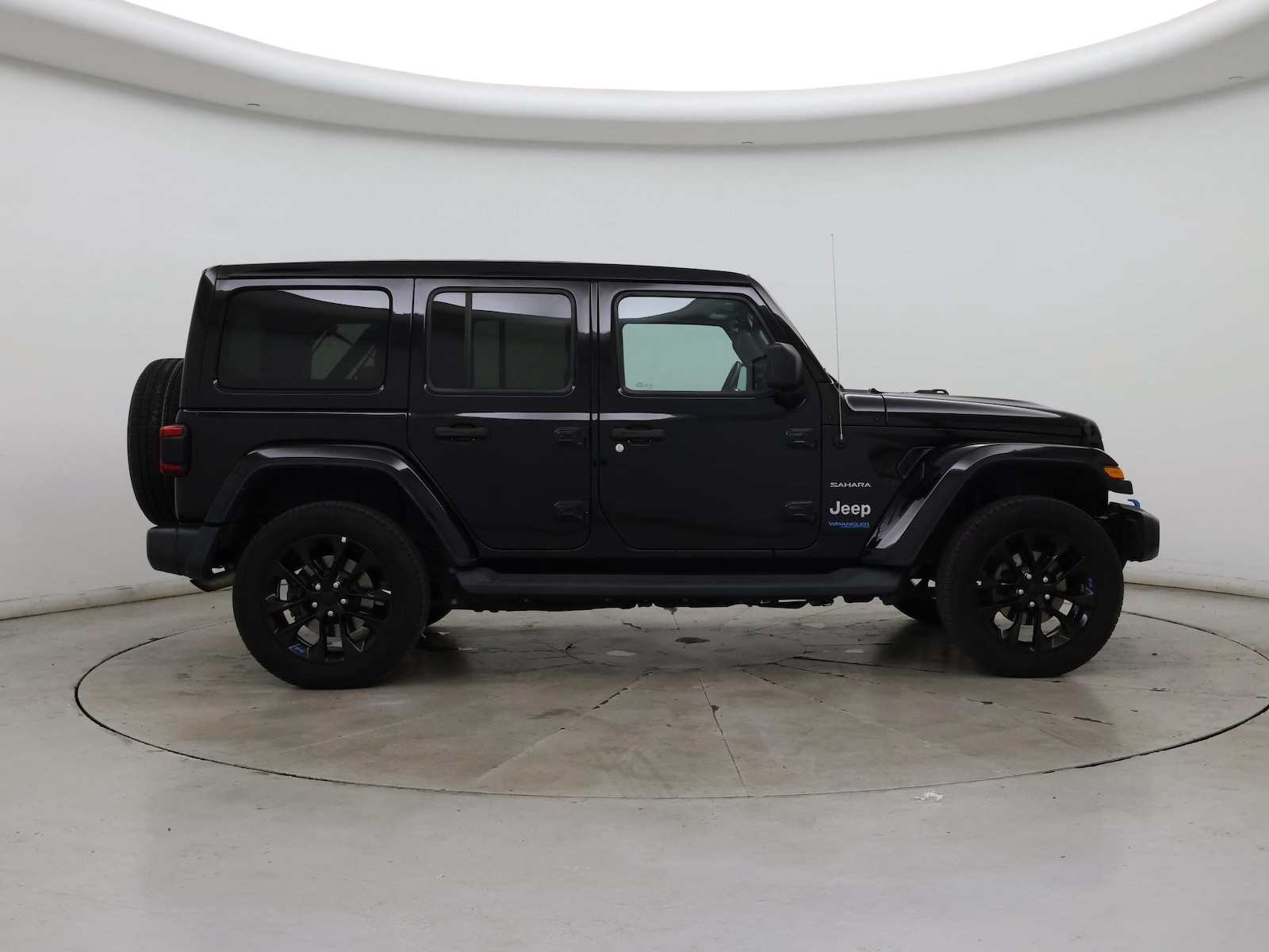 2022 Jeep Wrangler Unlimited Sahara 4XE - Photo 8