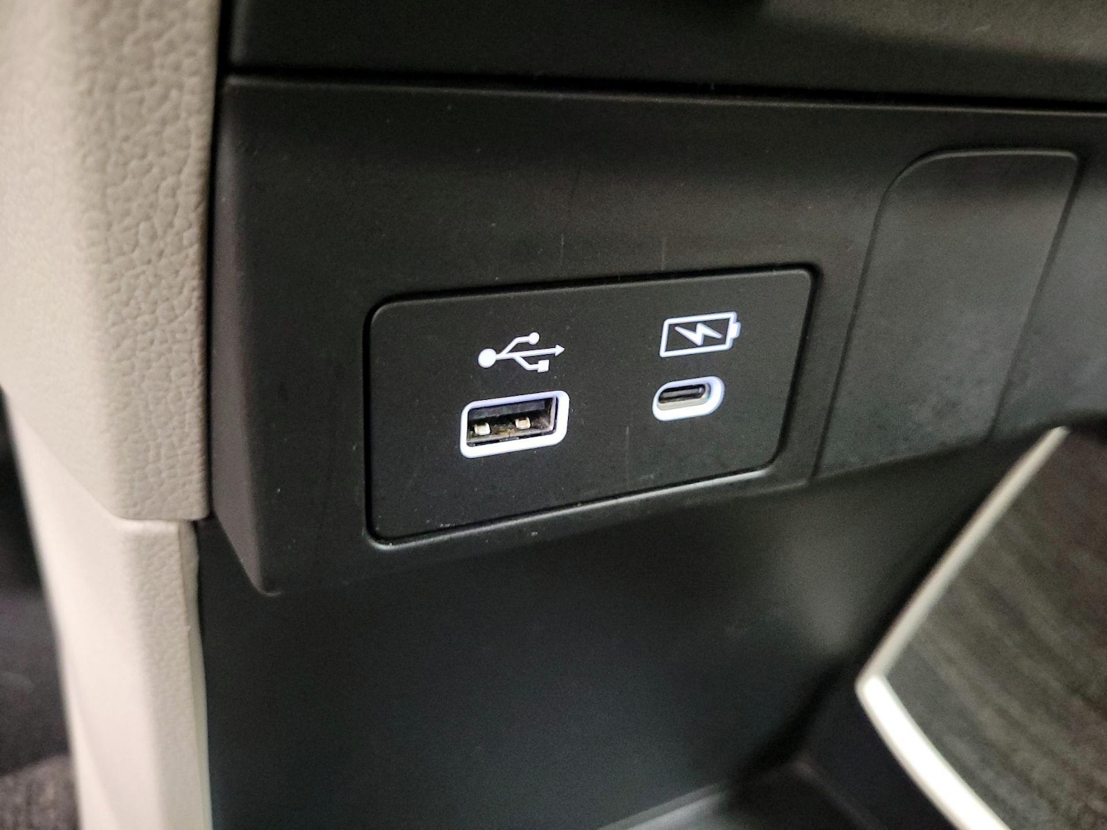 2025 Honda Odyssey EX-L - Photo 10