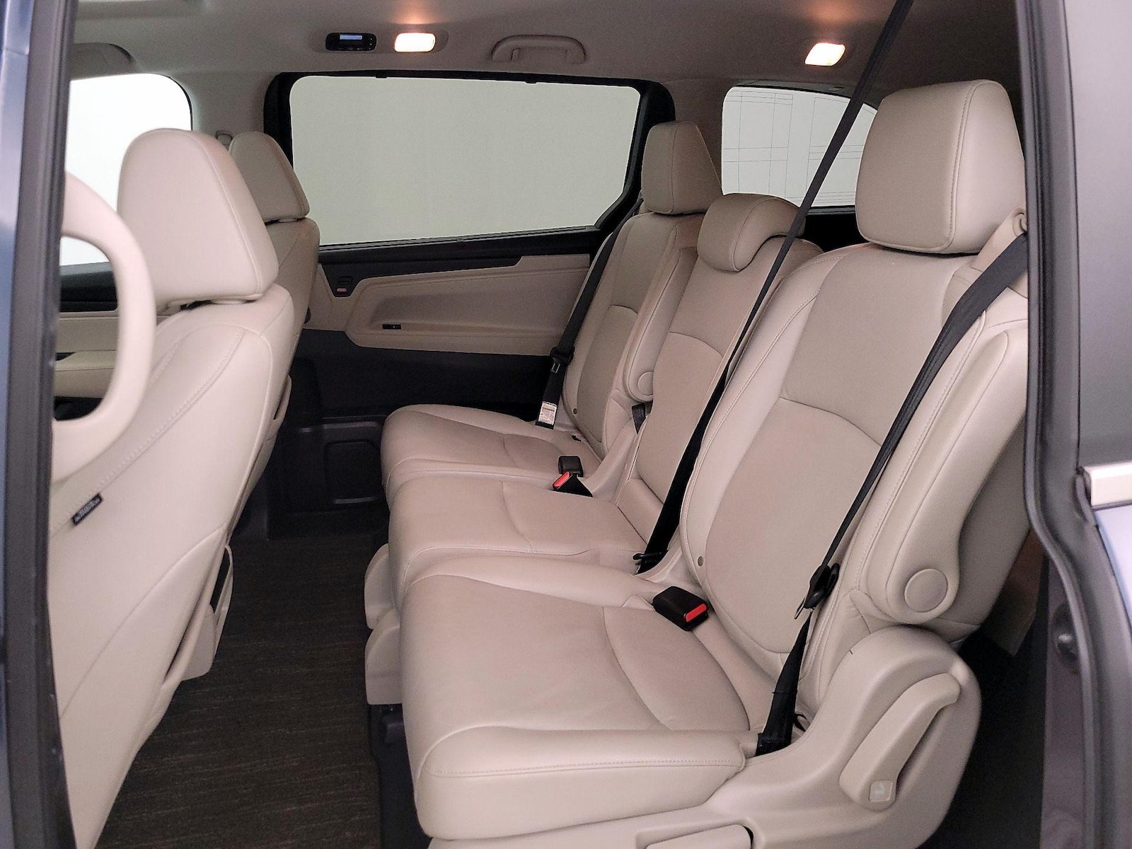 2025 Honda Odyssey EX-L - Photo 12