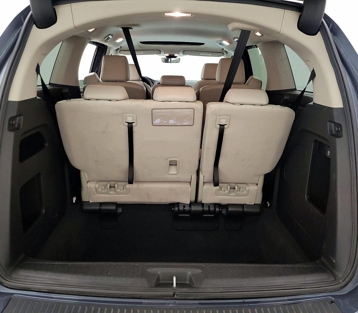 Trunk/Cargo (Seats Up)