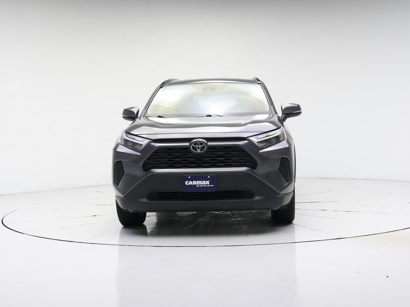 2025 Toyota RAV4 XLE - Photo 6
