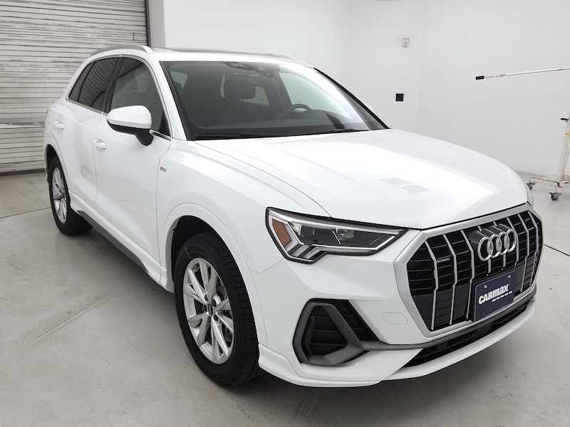 2025 Audi Q3 S-Line Premium