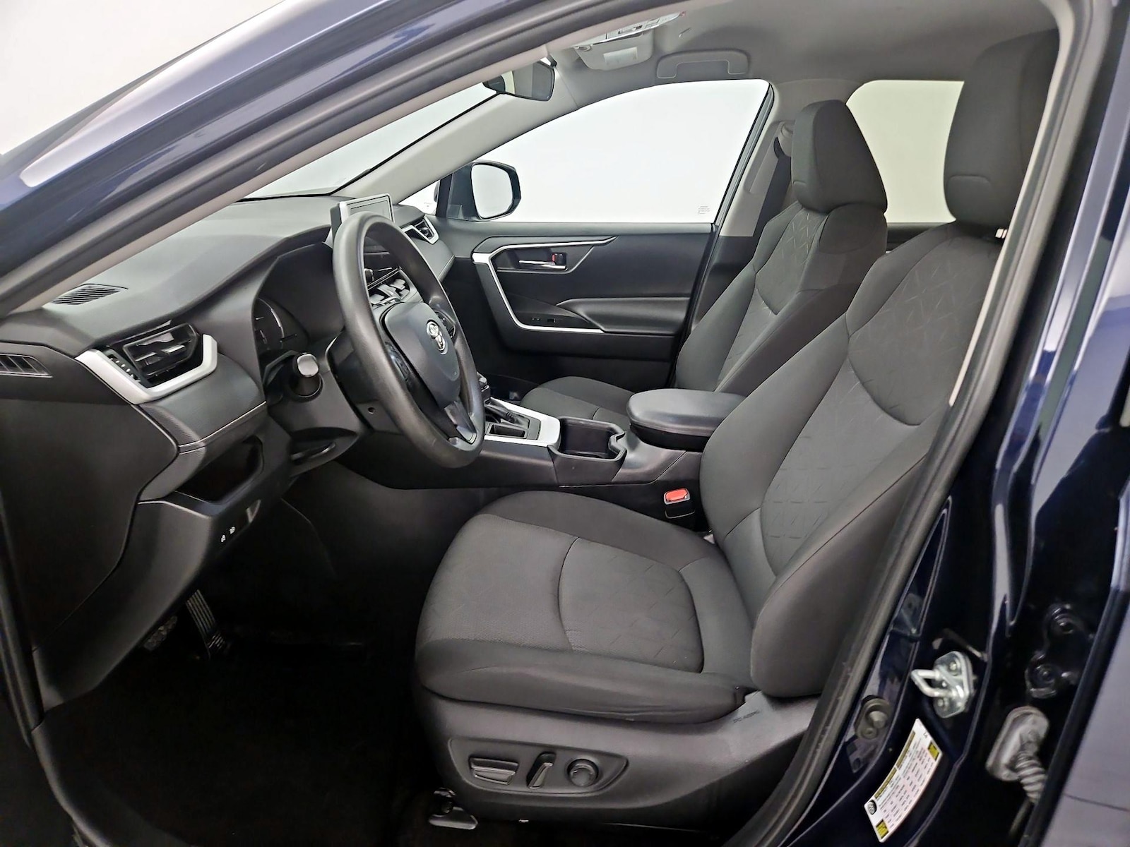 Power Seat(s) & Side Airbags