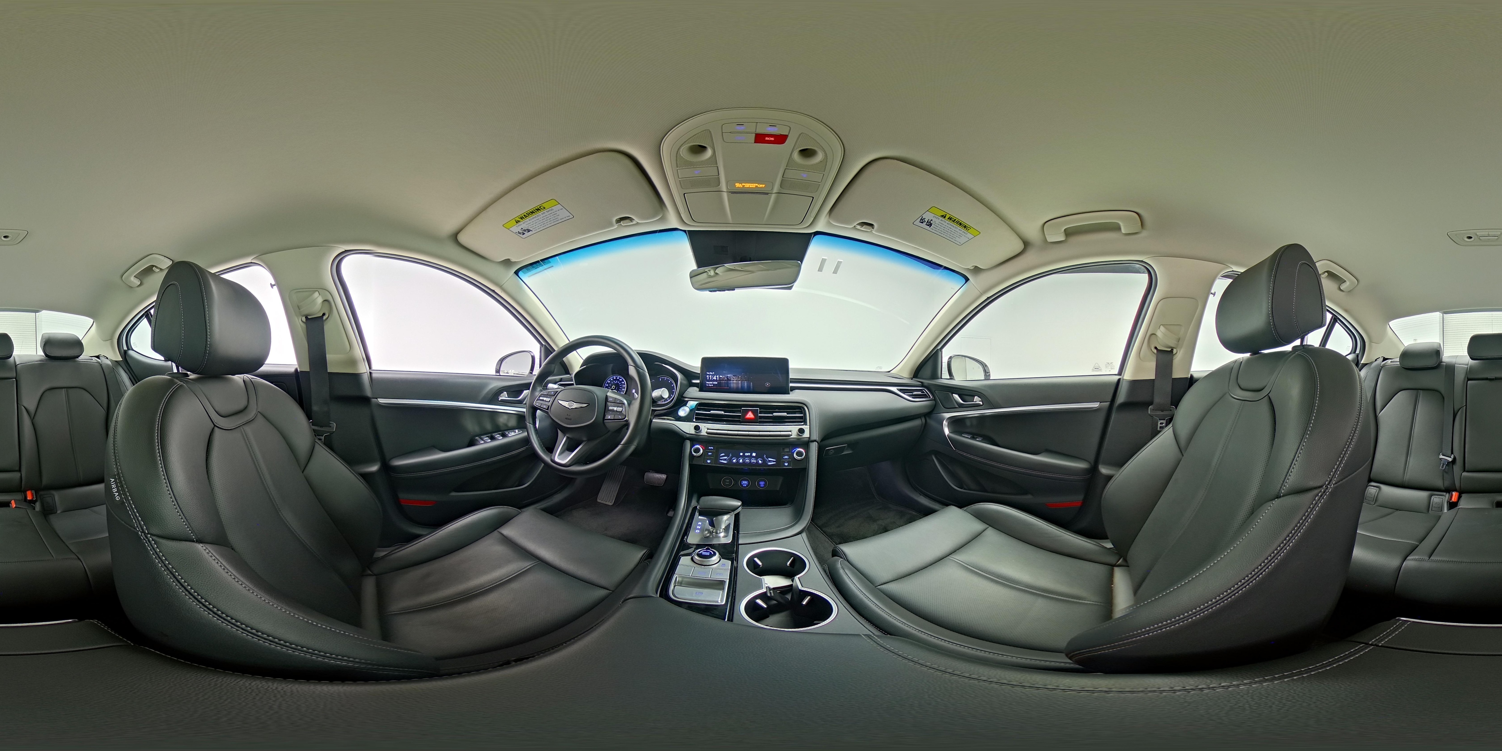 2025 GENESIS G70 Standard - Photo 24