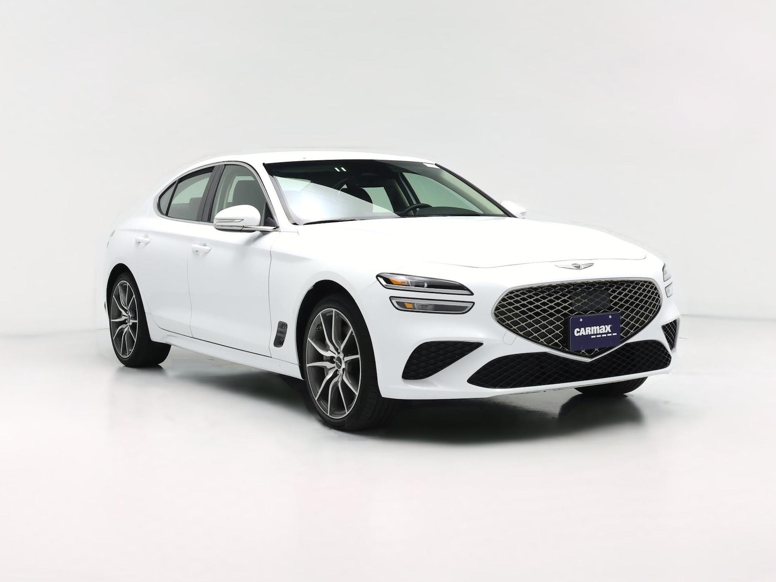 2025 GENESIS G70 Standard - Photo 1