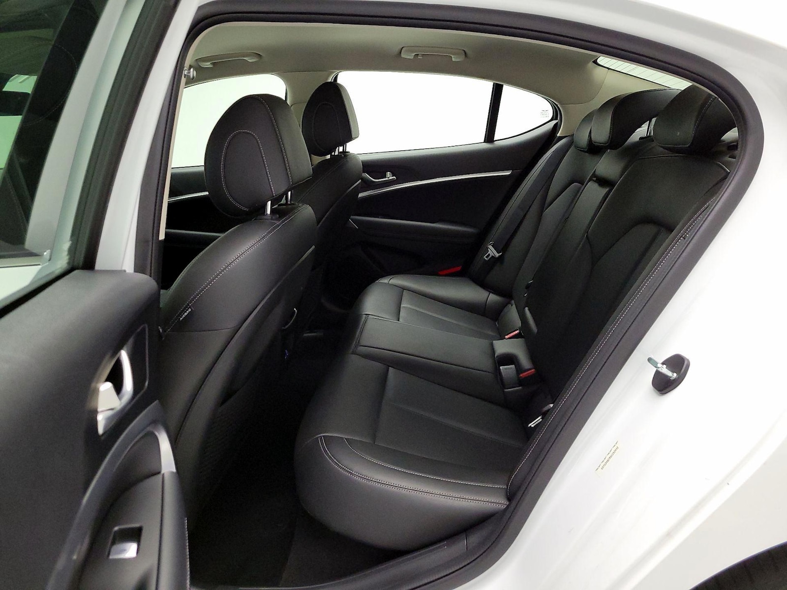 2025 GENESIS G70 Standard - Photo 20