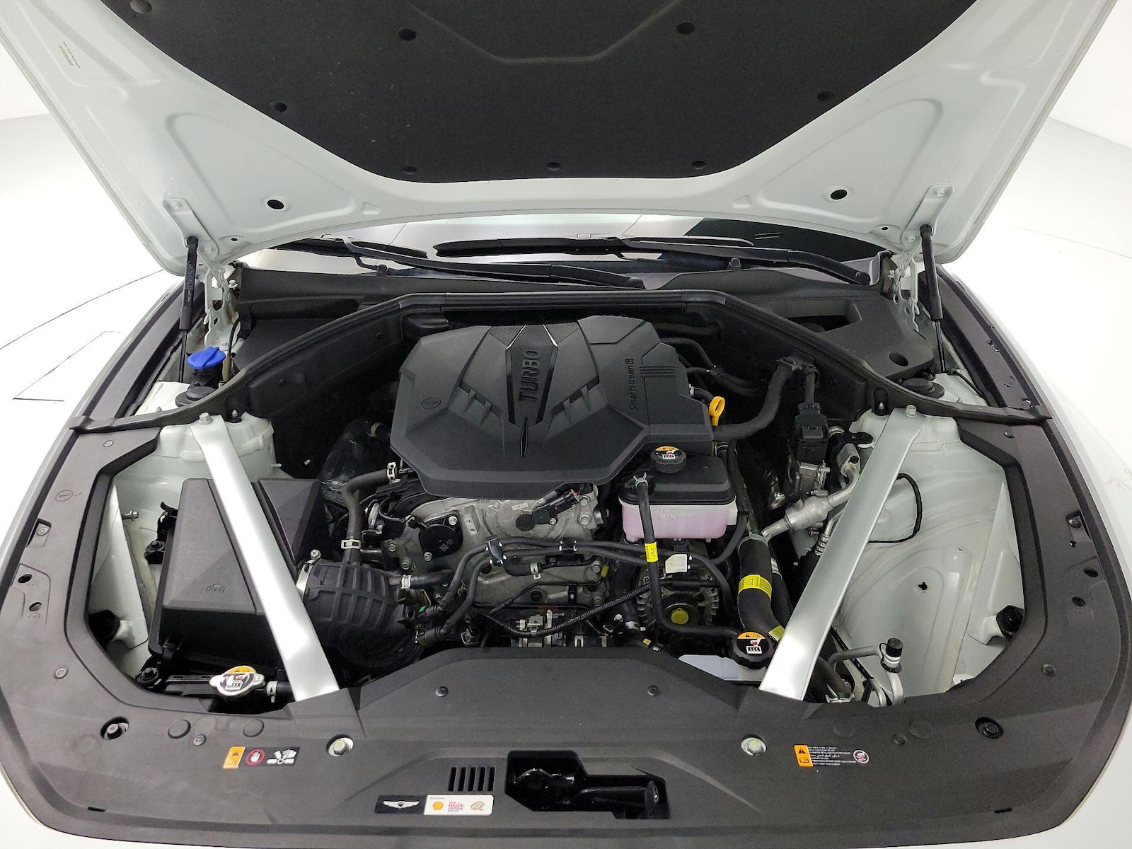 2025 GENESIS G70 Standard - Photo 22