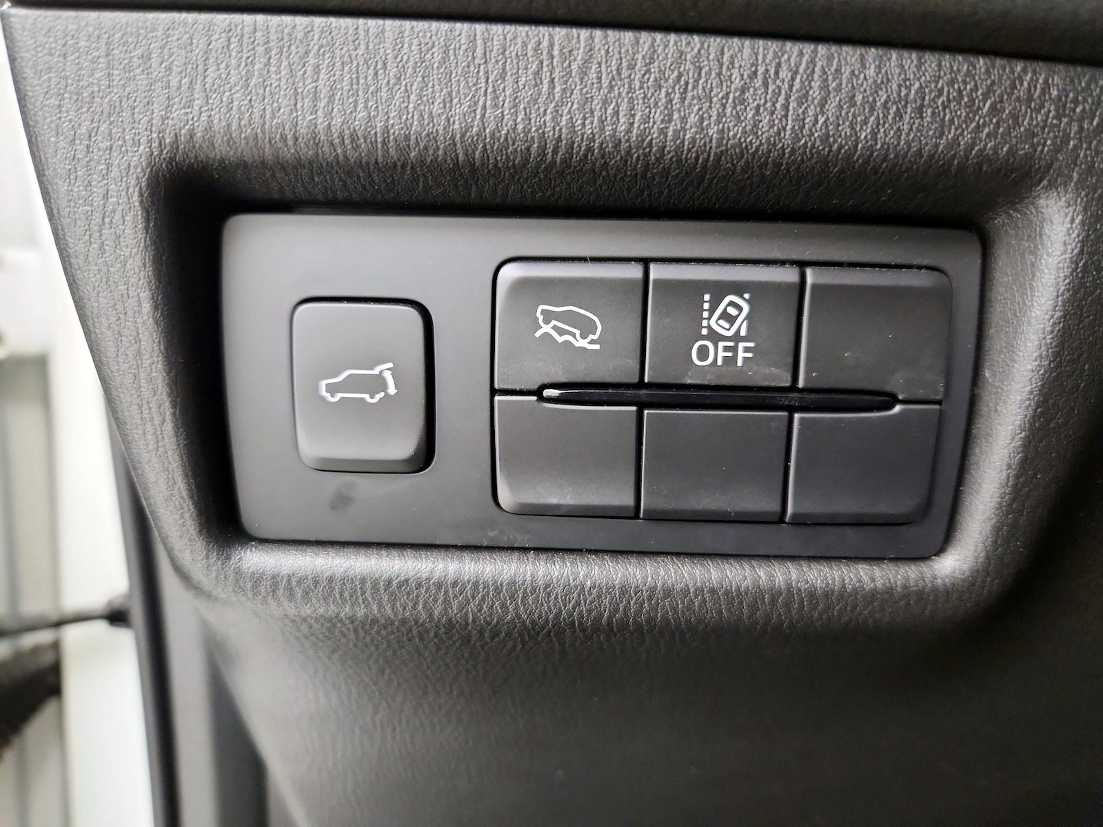 2025 Mazda CX-5 S Preferred package - Photo 14