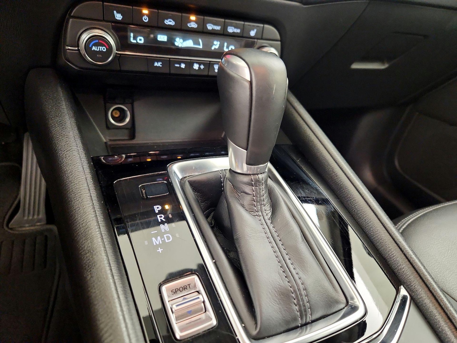 2025 Mazda CX-5 S Preferred package - Photo 18