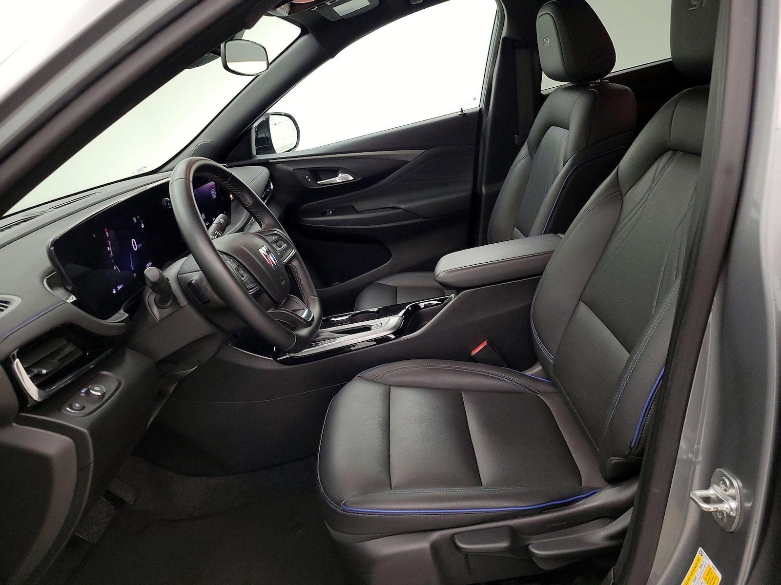 Side Airbags & Leatherette Seats
