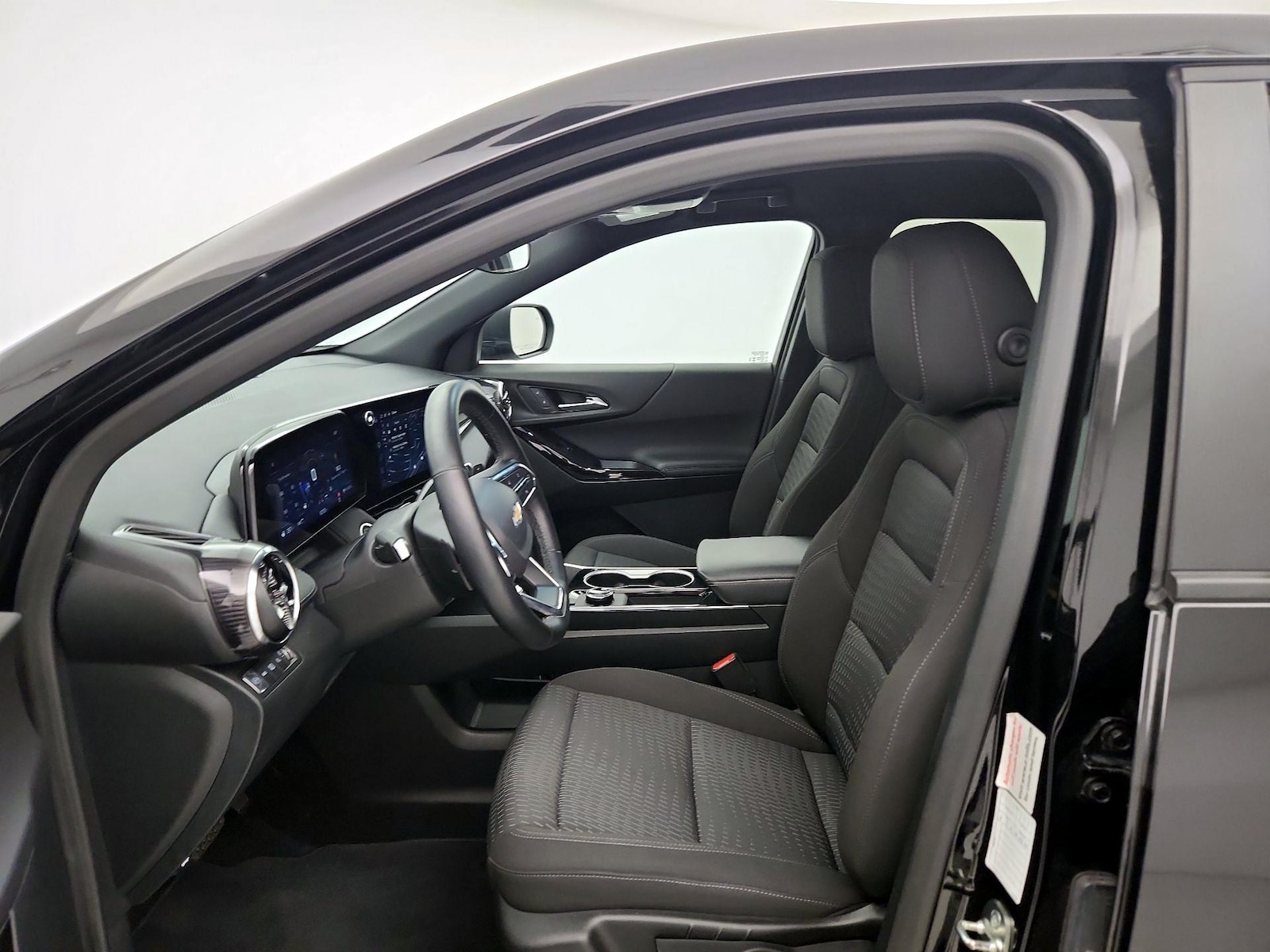 2026 Chevrolet Equinox LT - Photo 10