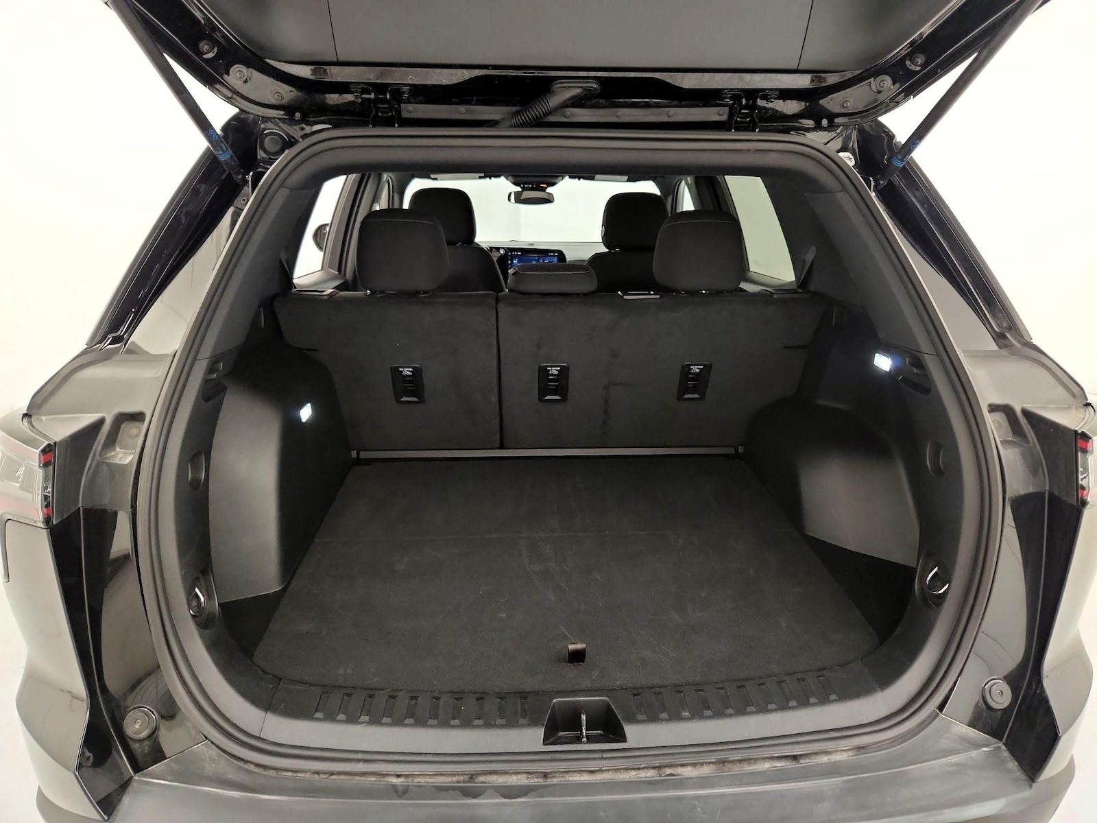 2026 Chevrolet Equinox LT - Photo 19