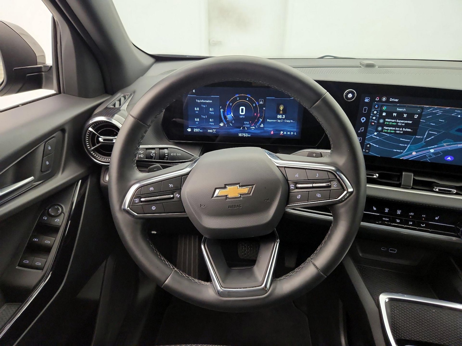 2026 Chevrolet Equinox LT - Photo 9