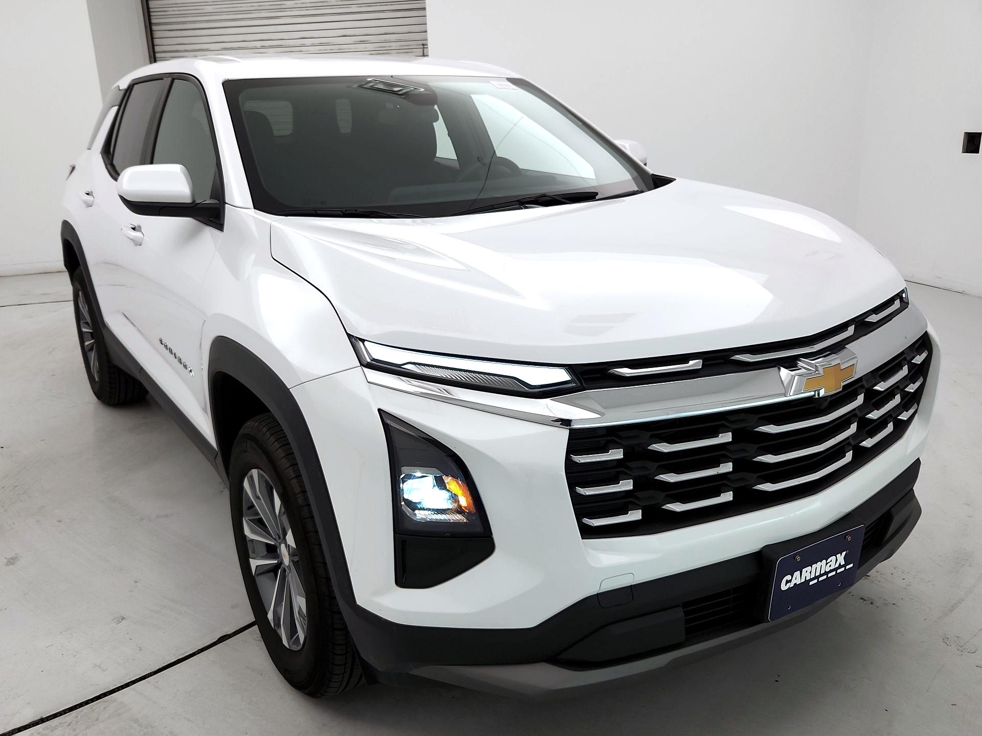 White 2026 Chevrolet Equinox SUV / Crossover Four-Wheel Drive Automatic
