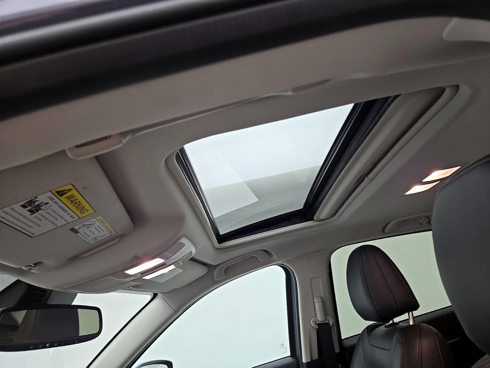 Sunroof(s) & Overhead Airbags