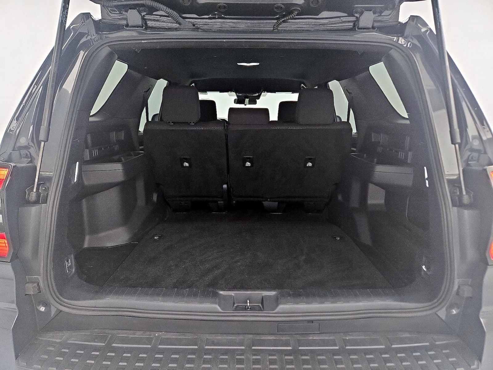 2025 Toyota 4Runner SR5 - Photo 21