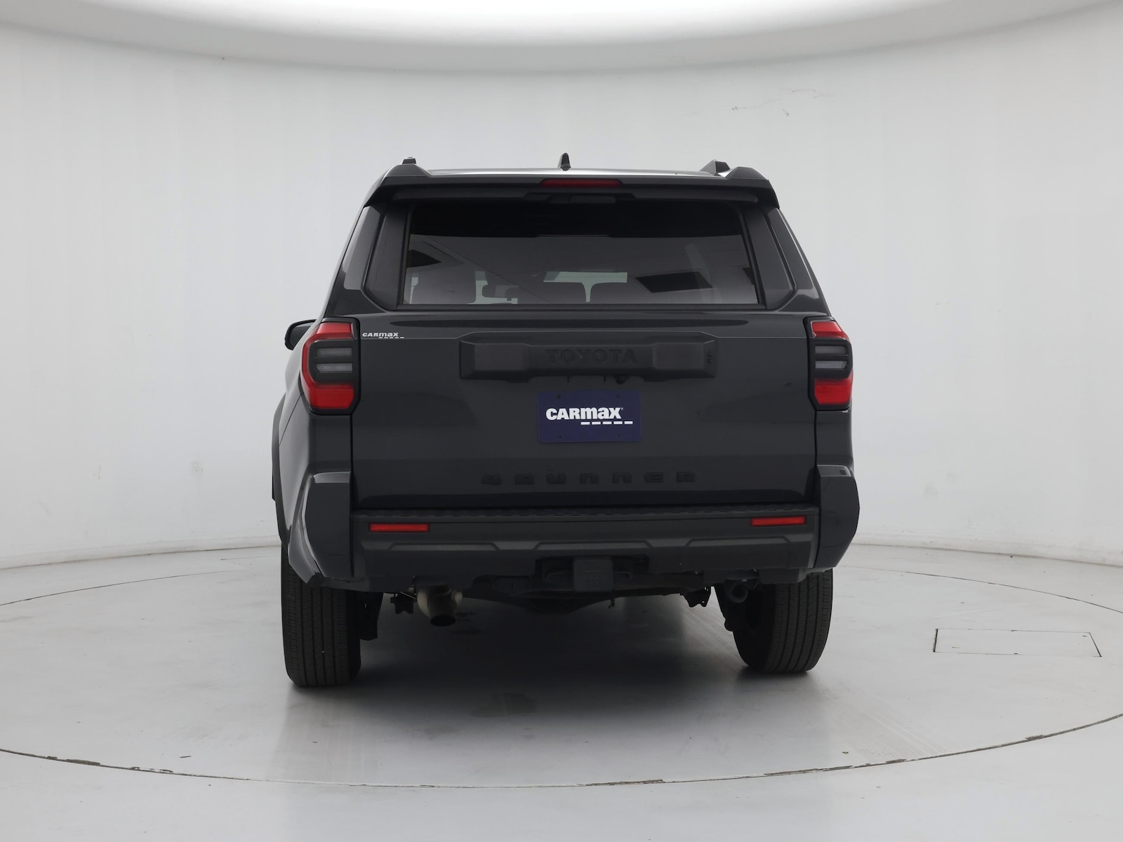 2025 Toyota 4Runner SR5 - Photo 7