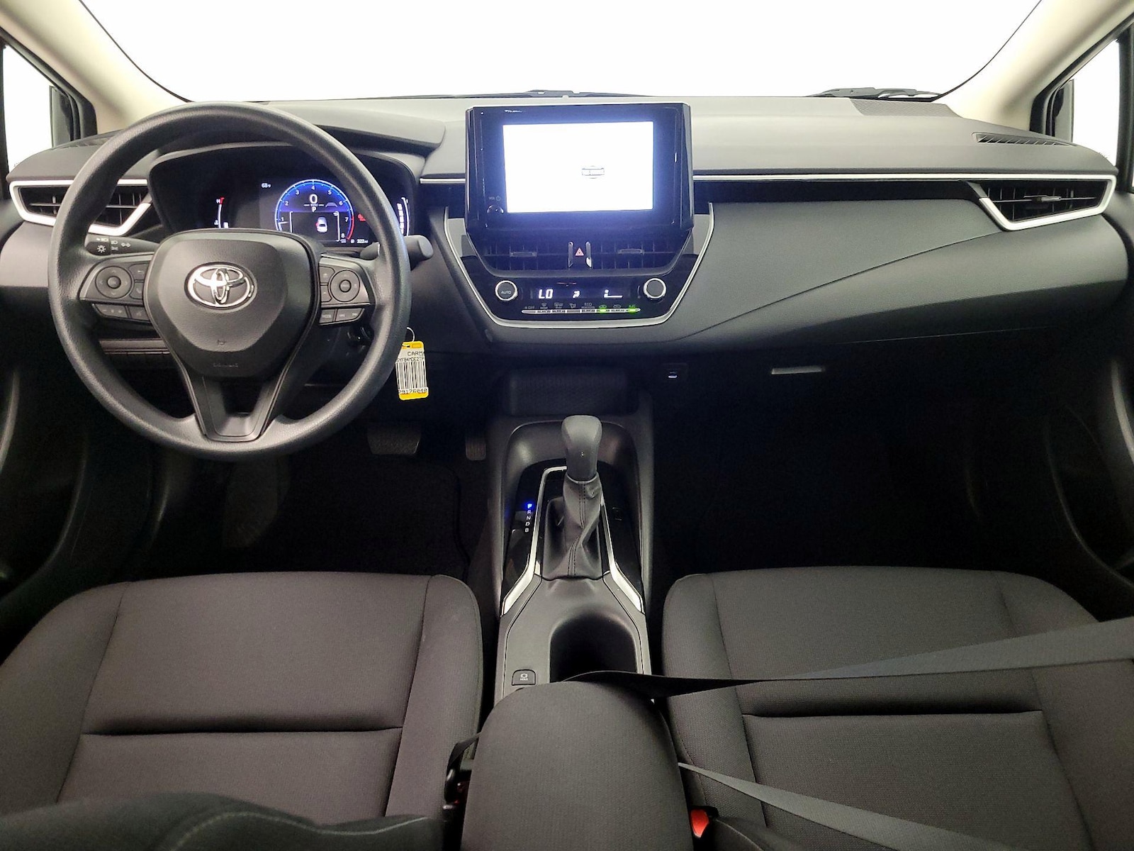 2026 Toyota Corolla LE - Photo 10