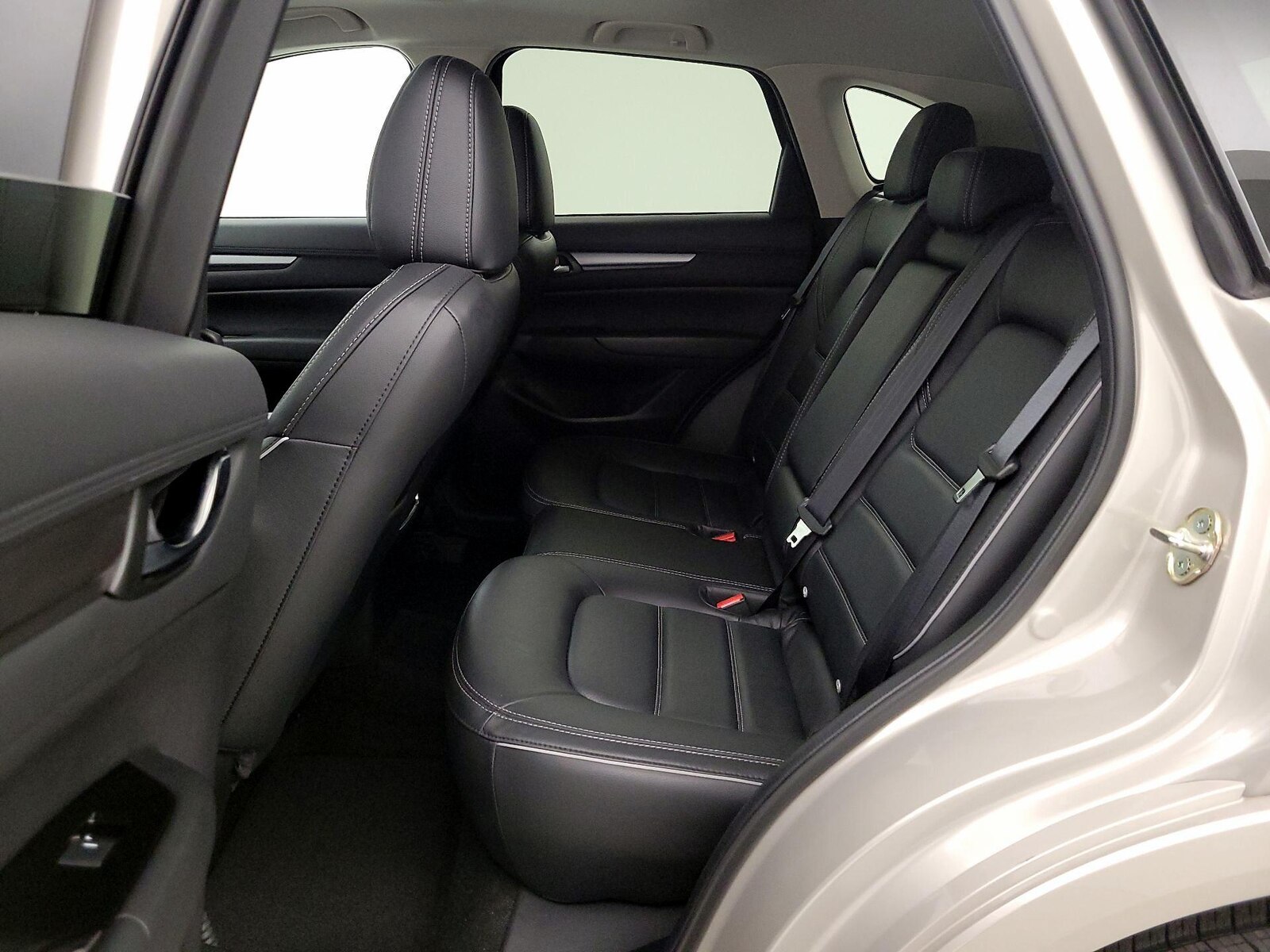 2025 Mazda CX-5 S Preferred package - Photo 21