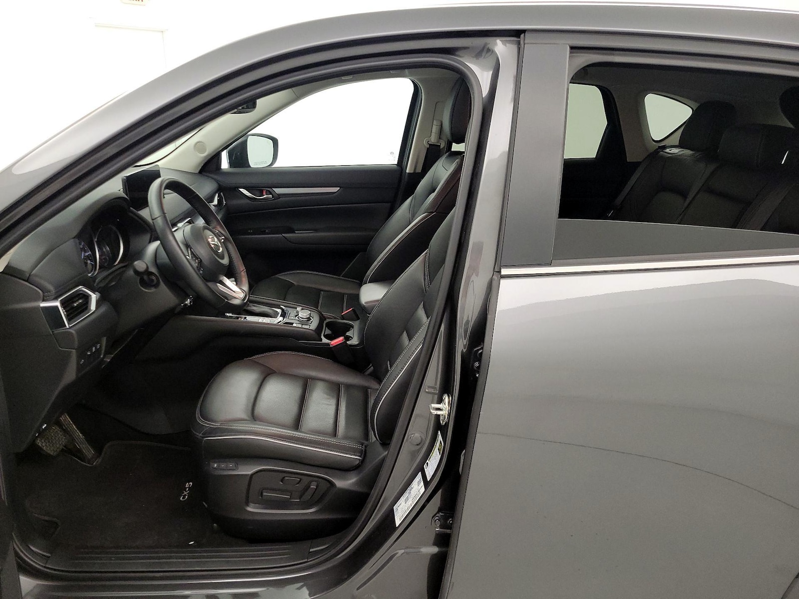 2025 Mazda CX-5 S Preferred package - Photo 12