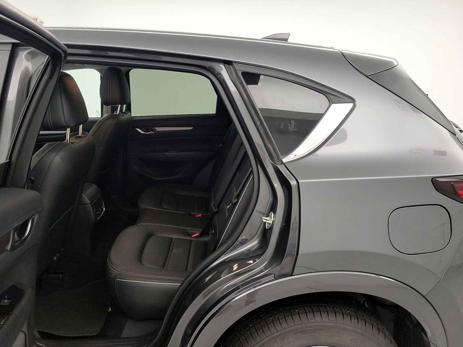 2025 Mazda CX-5 S Preferred package - Photo 21