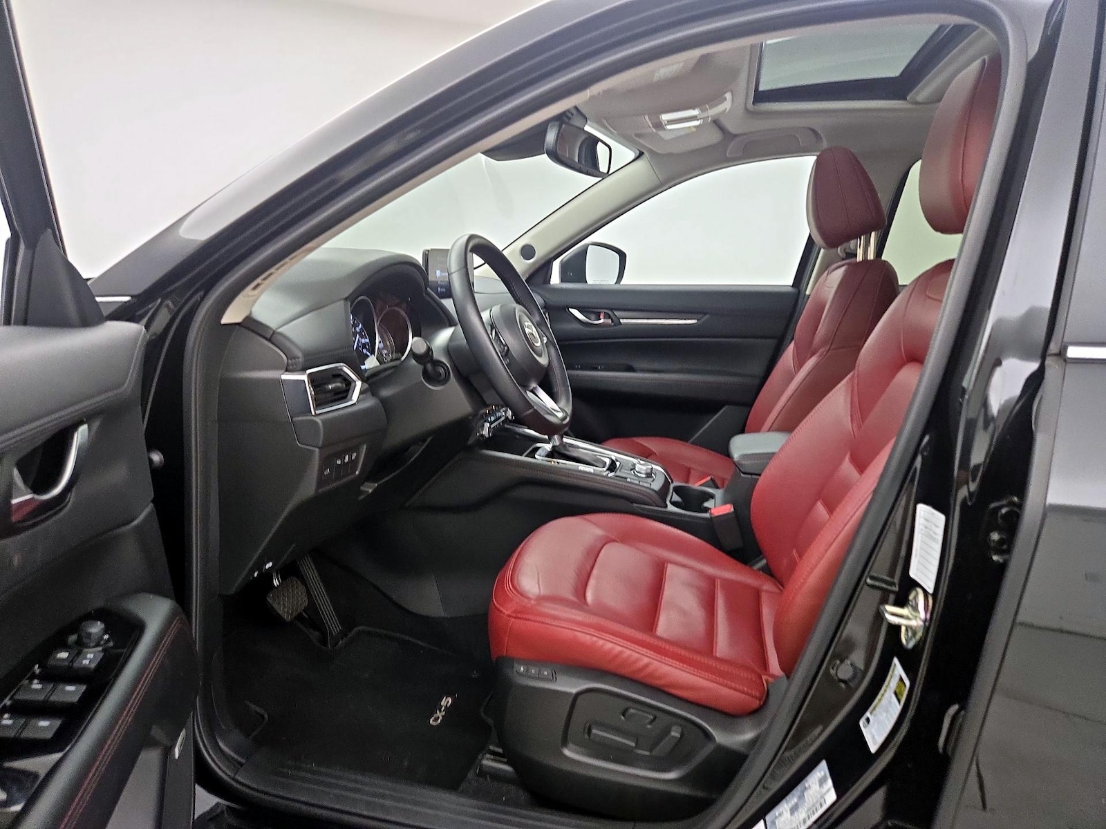 2025 Mazda CX-5 S Preferred package - Photo 12