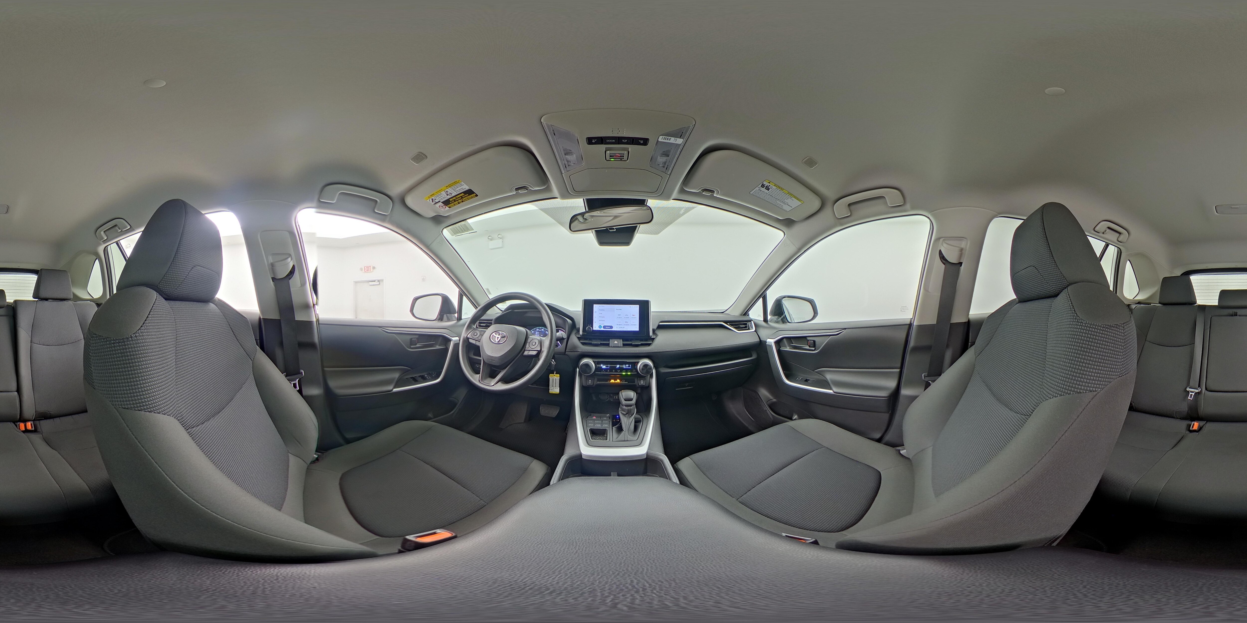 2025 Toyota RAV4 LE - Photo 25