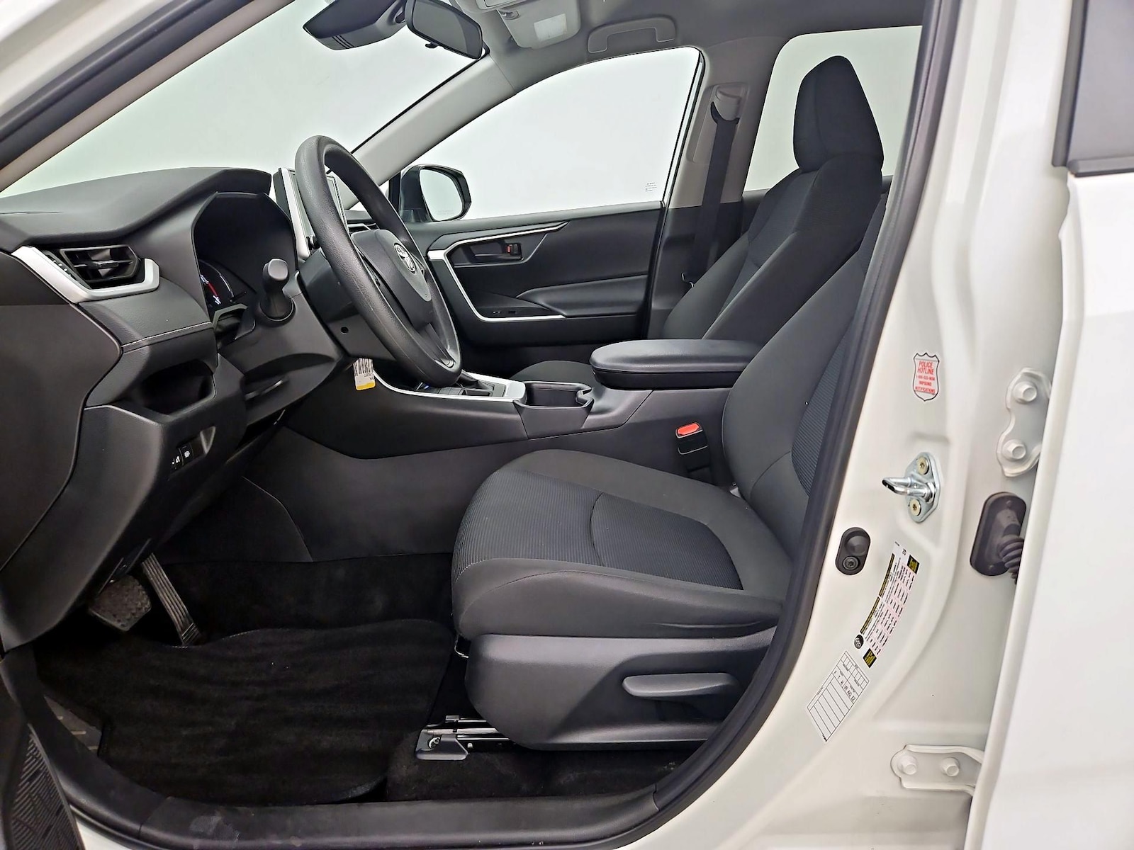 2025 Toyota RAV4 LE - Photo 12