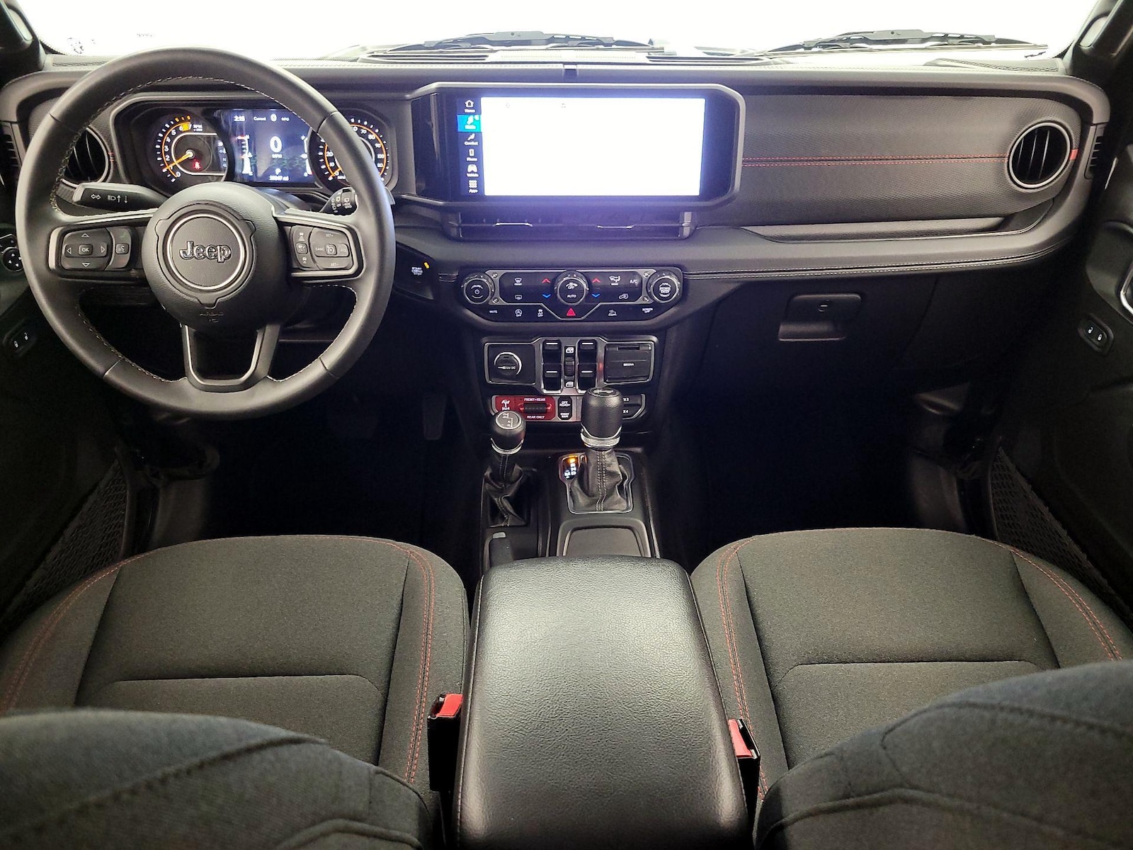 2025 Jeep Wrangler 4-Door Rubicon - Photo 10