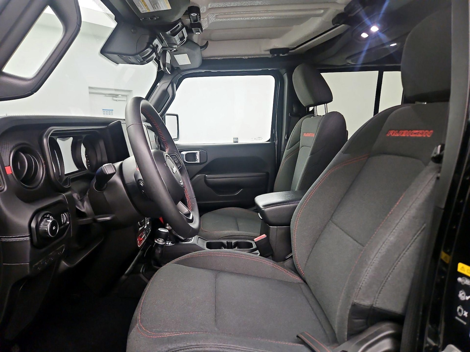 2025 Jeep Wrangler 4-Door Rubicon - Photo 12