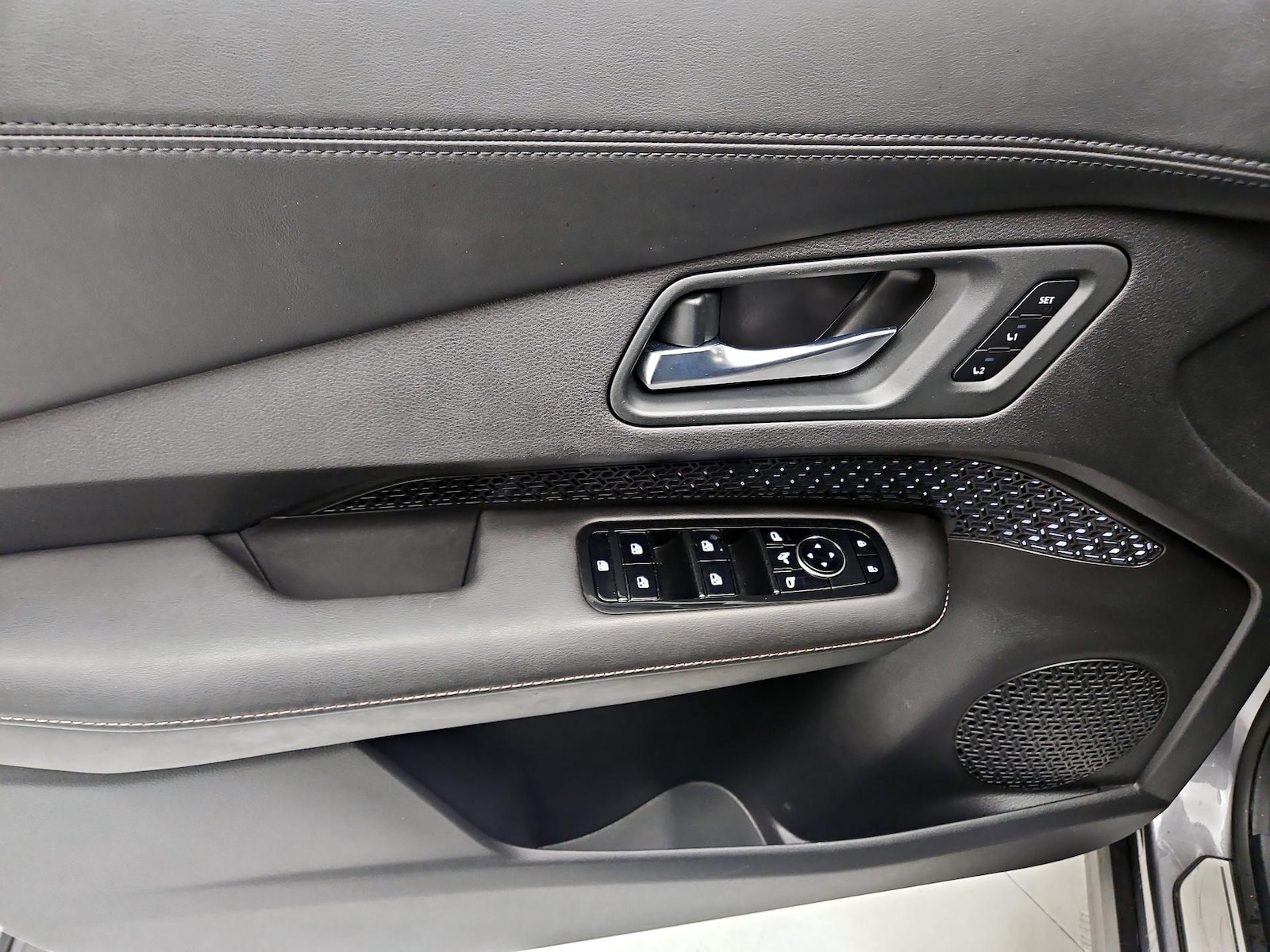 2024 Nissan ARIYA Engage - Photo 13