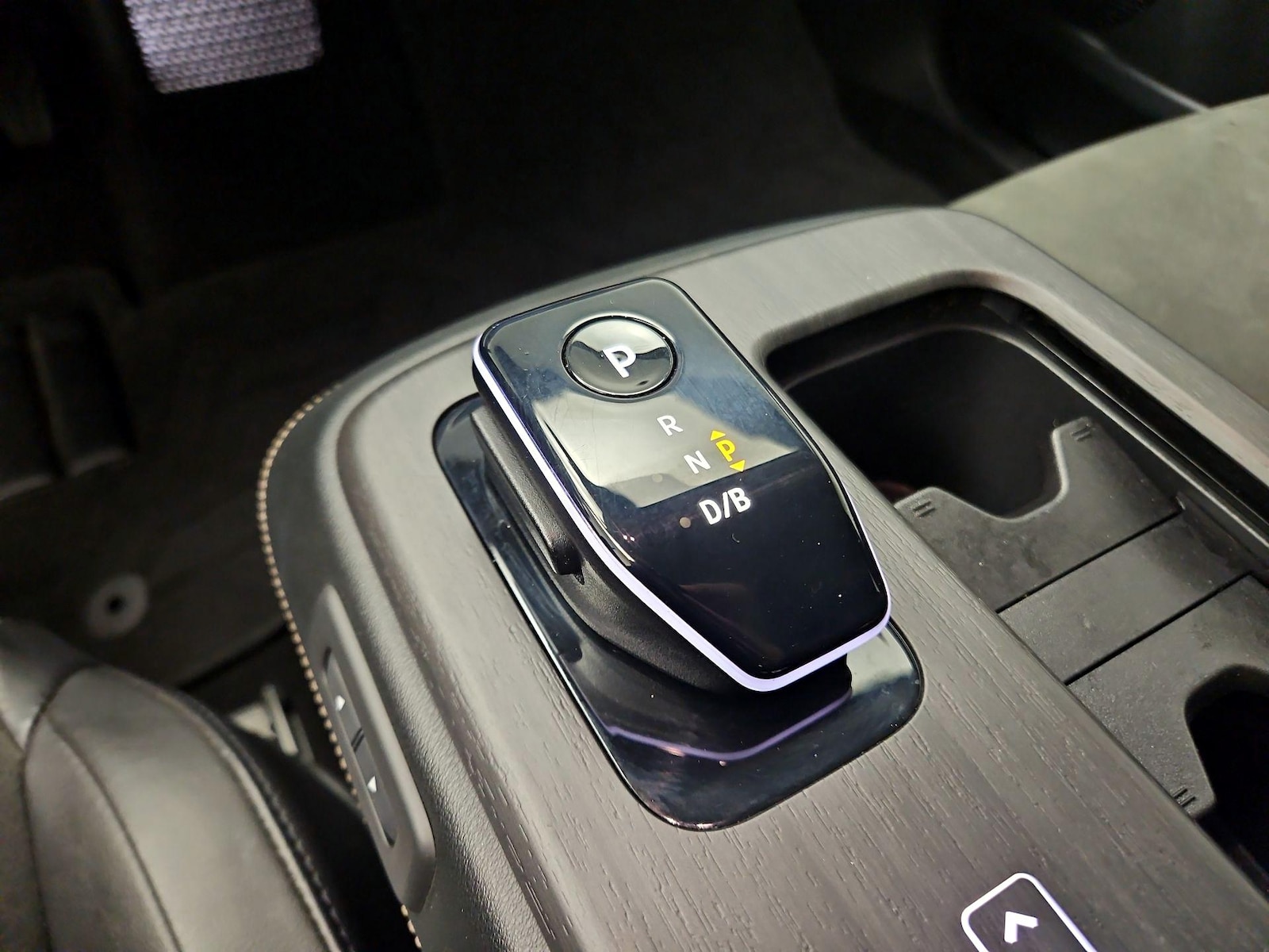 2024 Nissan ARIYA Engage - Photo 19