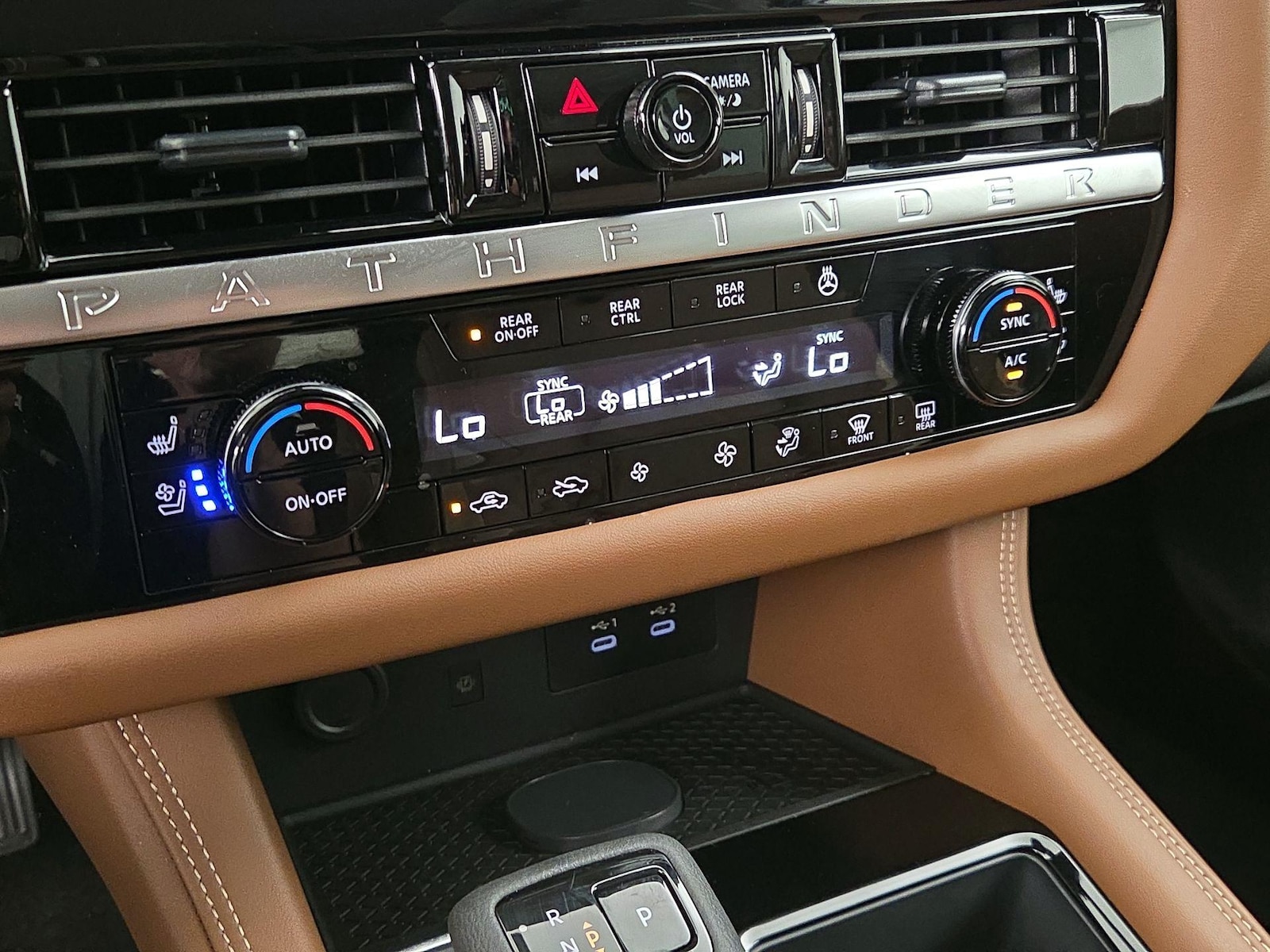 2026 Nissan Pathfinder Platinum - Photo 17
