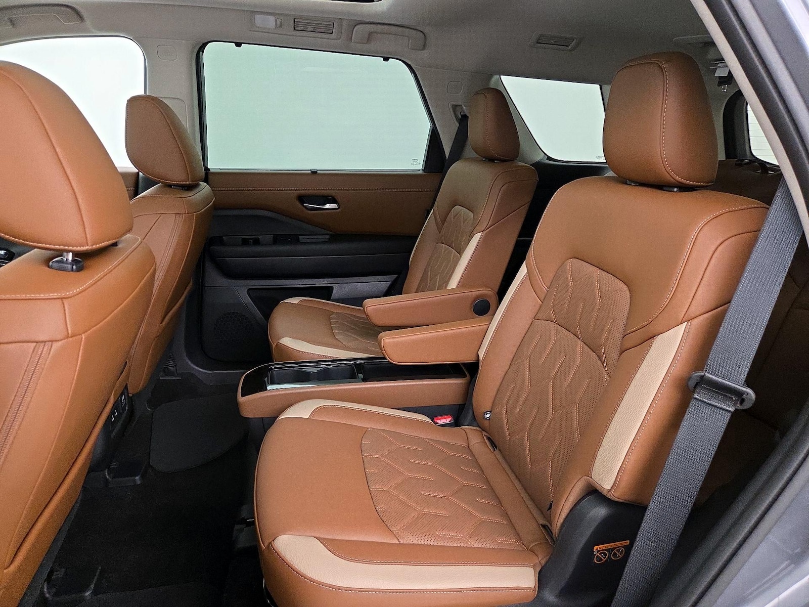 2026 Nissan Pathfinder Platinum - Photo 21