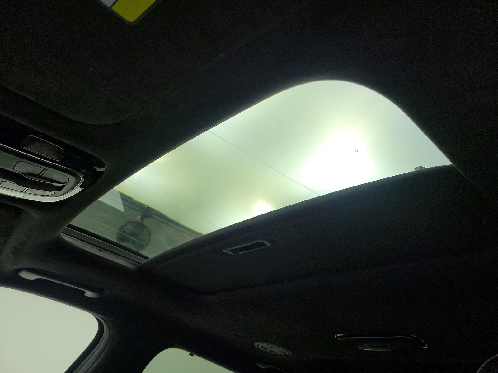Sunroof(s) & Skylight(s)