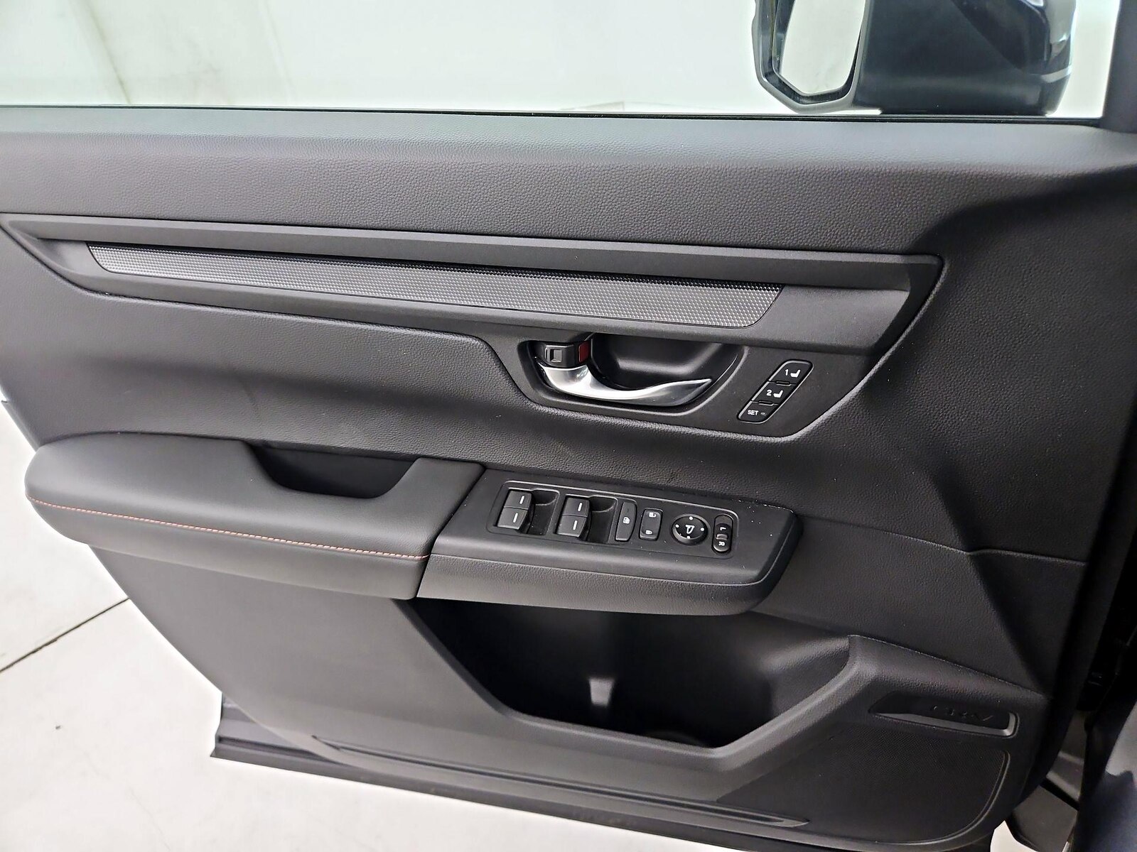 2025 Honda CR-V Sport-L - Photo 13