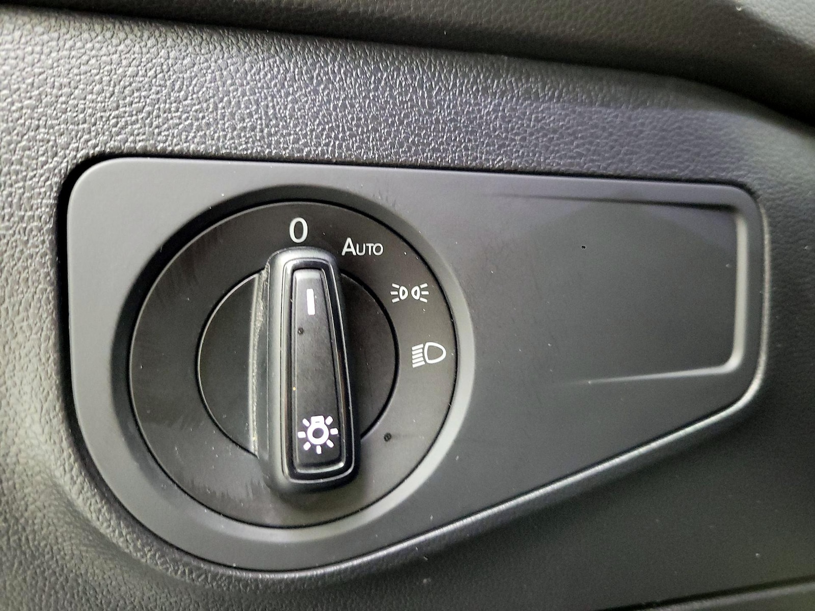 2024 Volkswagen Tiguan S - Photo 14