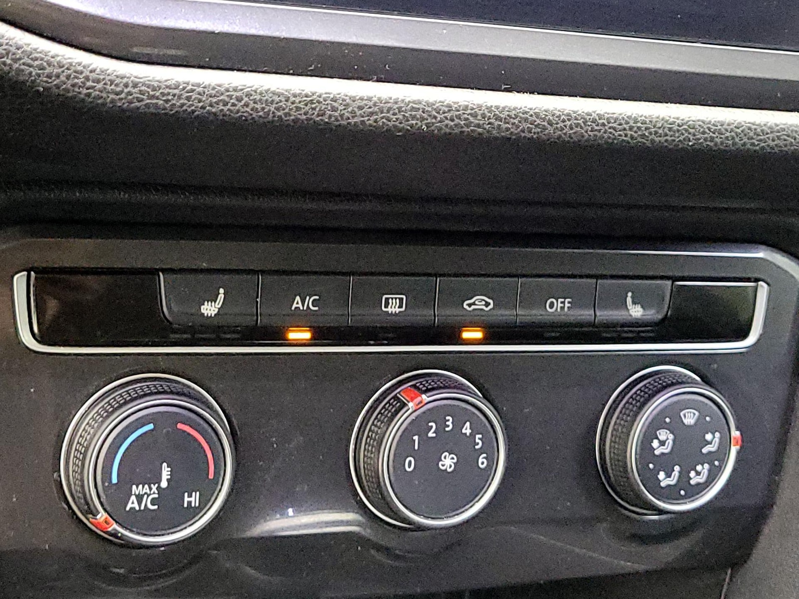 2024 Volkswagen Tiguan S - Photo 17