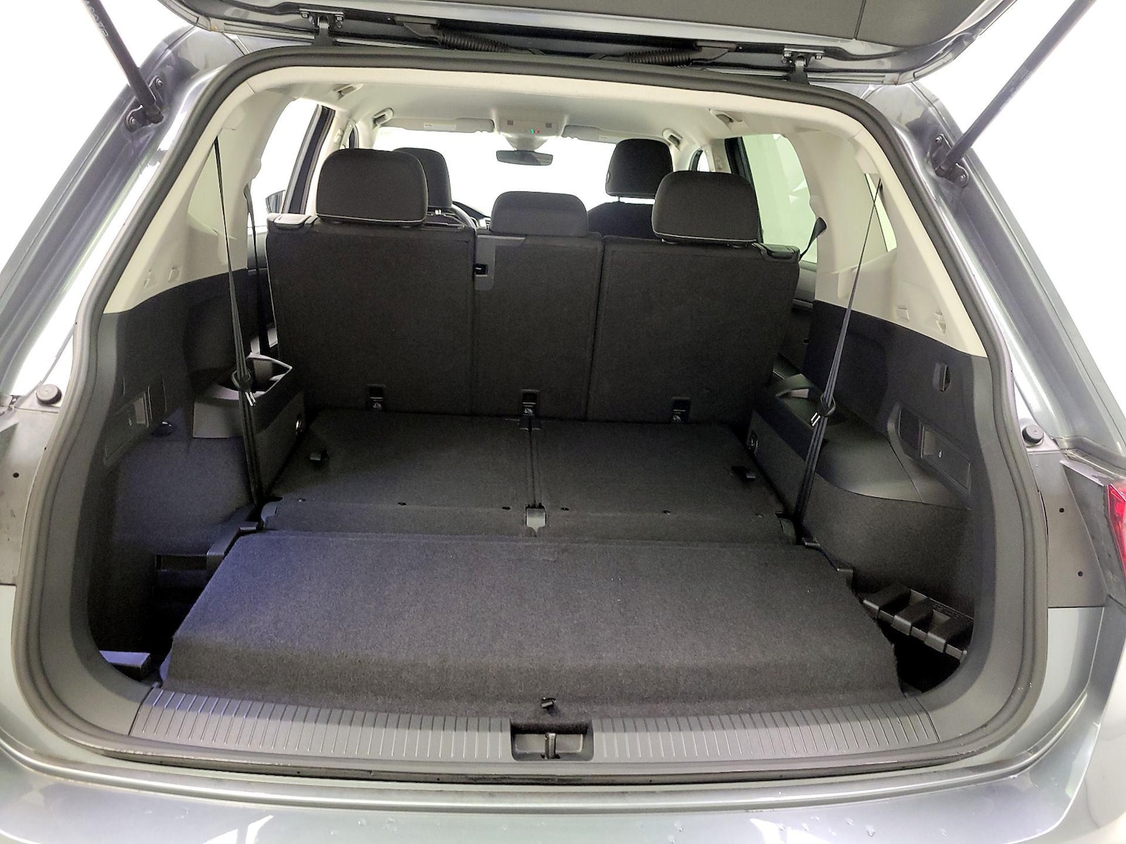 2024 Volkswagen Tiguan S - Photo 23