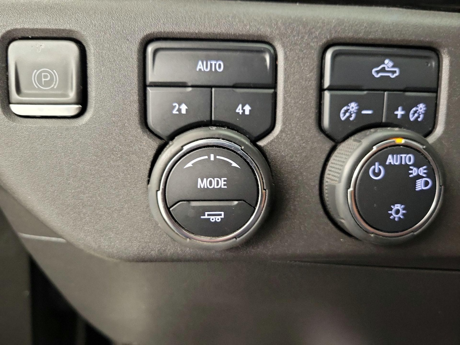 2023 Chevrolet Silverado 1500 LT - Photo 14