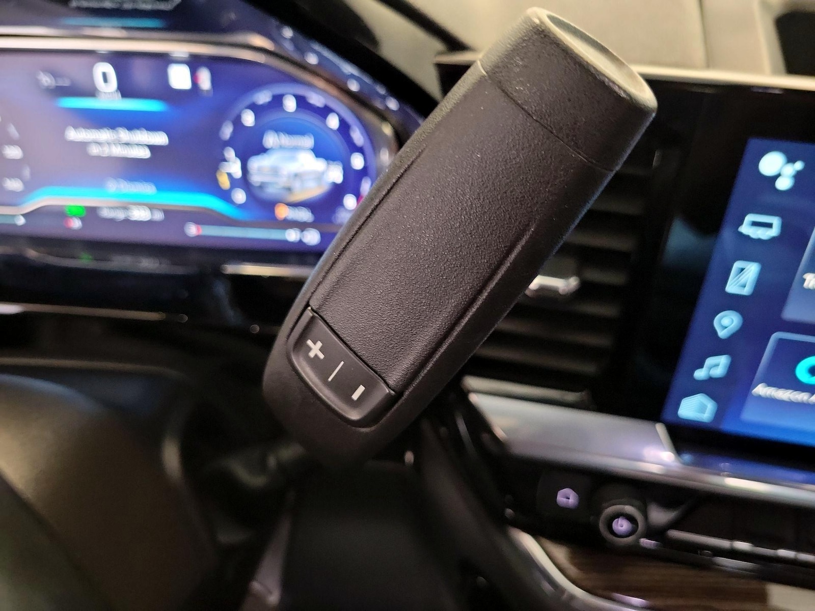 2023 Chevrolet Silverado 1500 LT - Photo 18