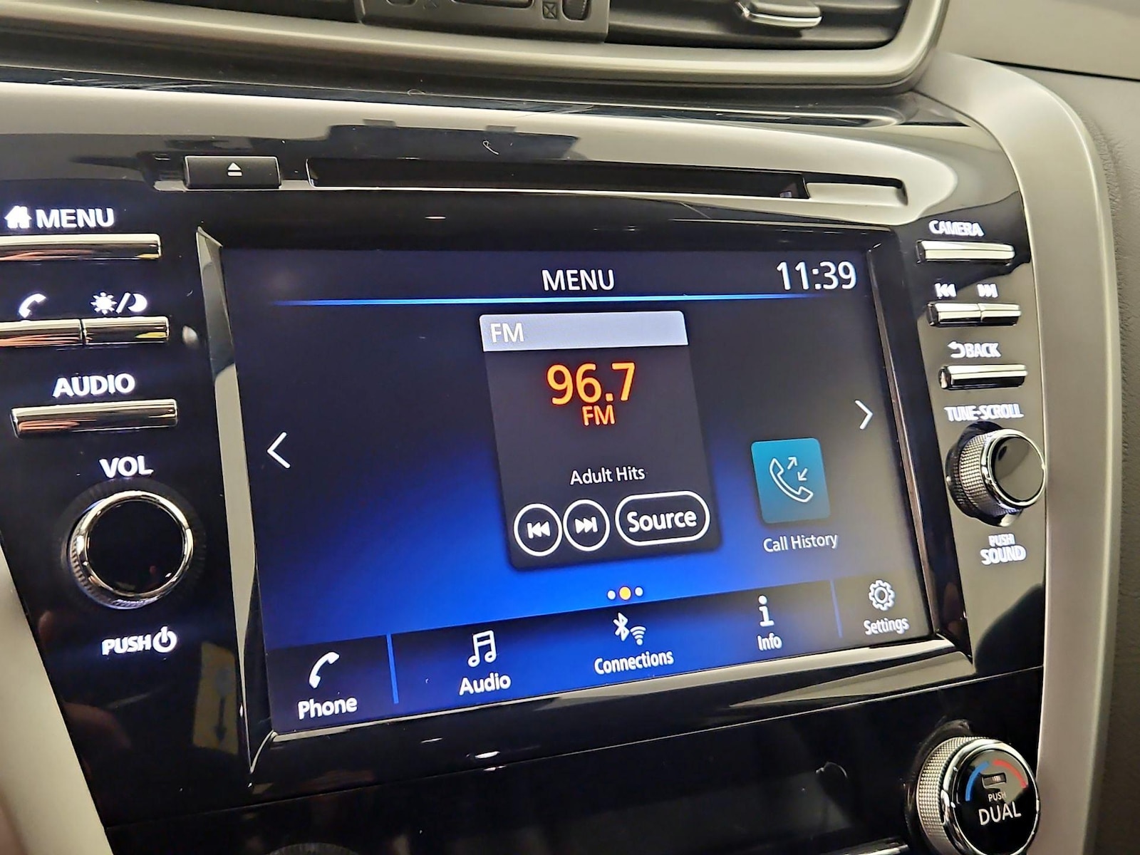 2022 Nissan Murano SV - Photo 16