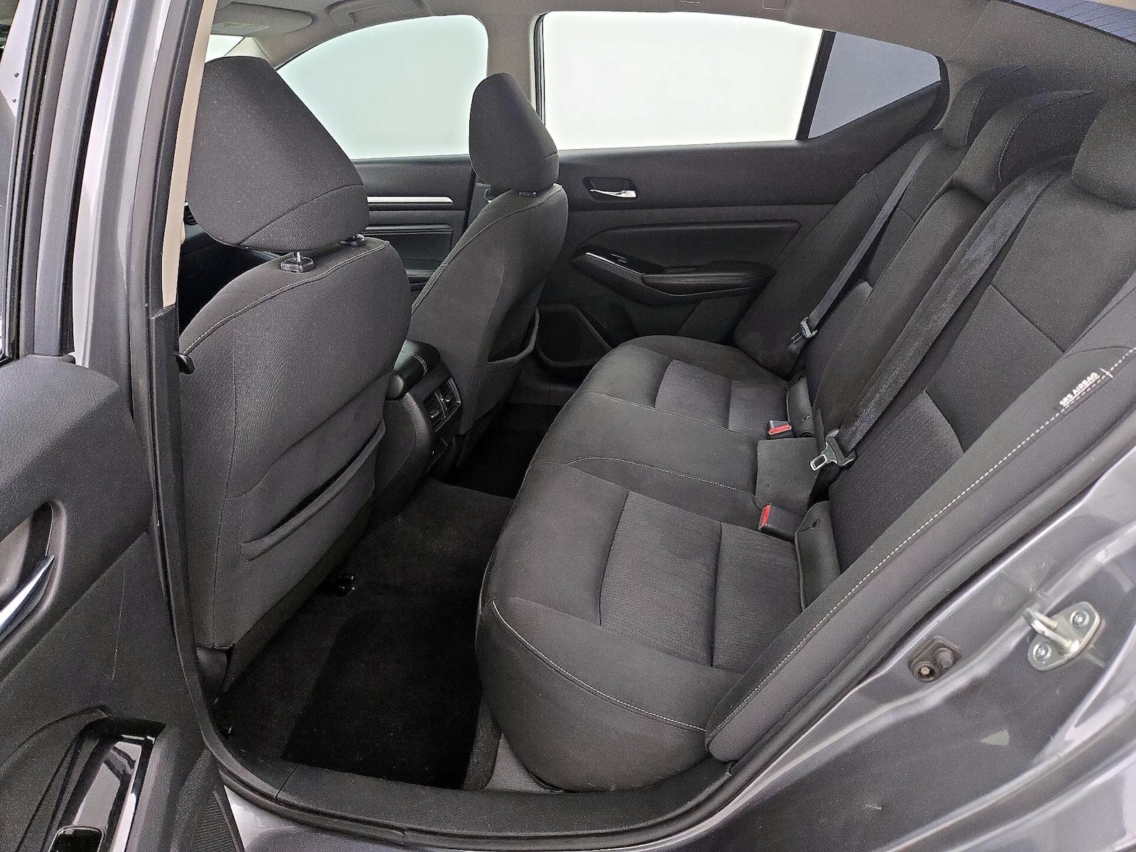 2020 Nissan Altima SV - Photo 21