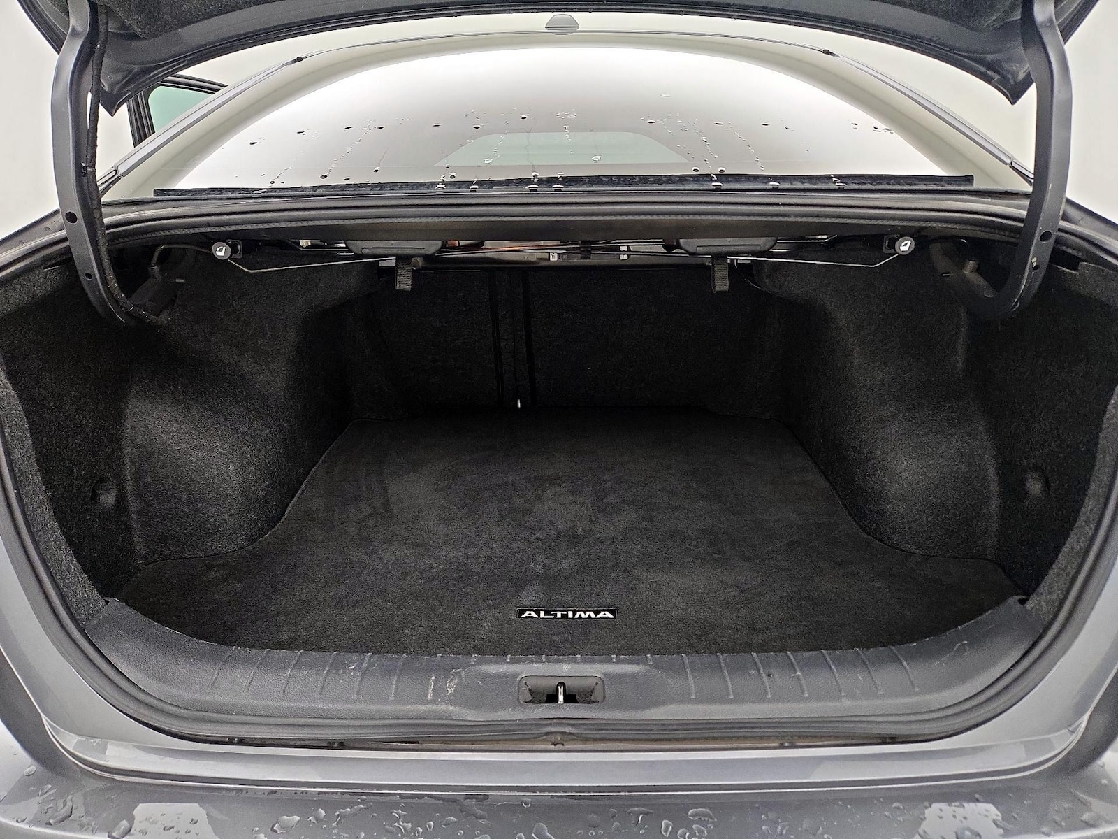 2020 Nissan Altima SV - Photo 22