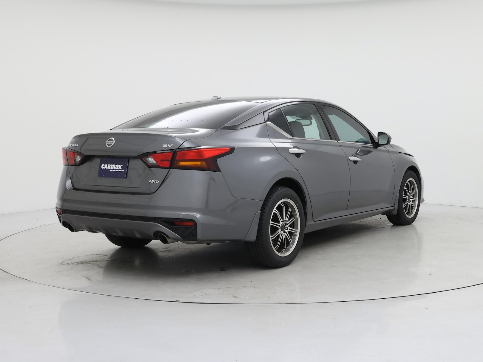 2020 Nissan Altima SV - Photo 9